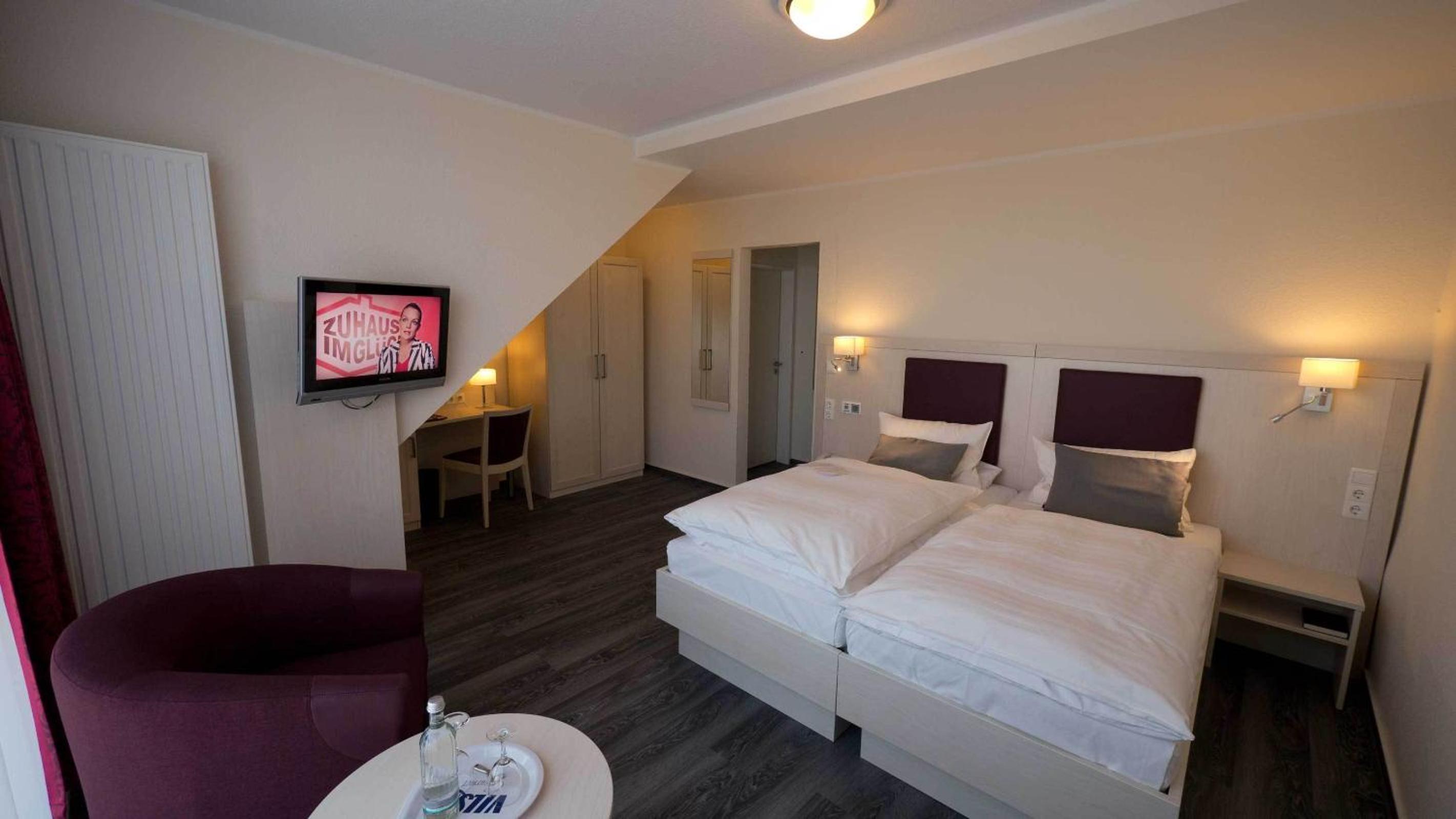 Comfort Double Room - Photo 8