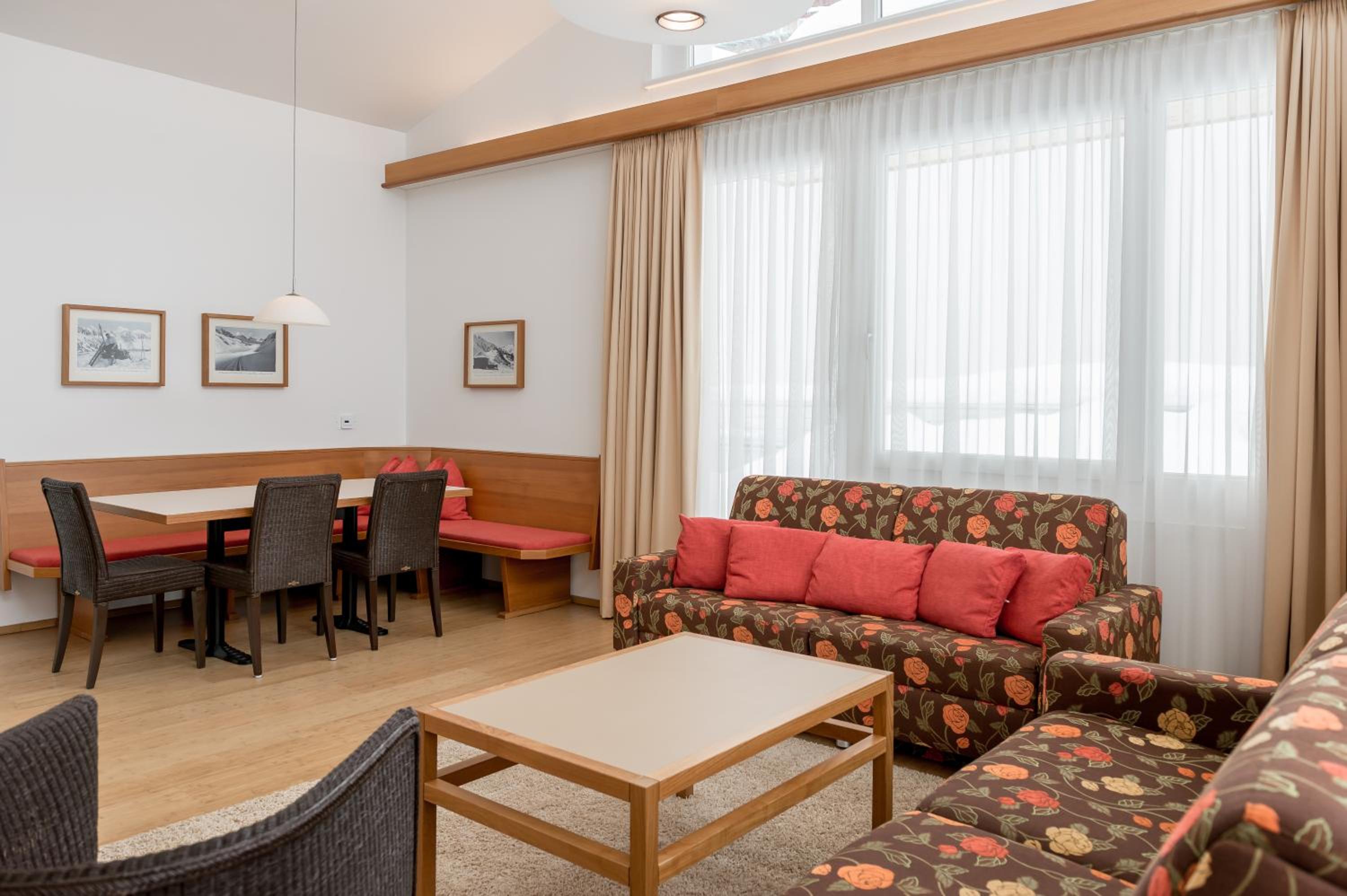 Penthouse Apartment photo 3