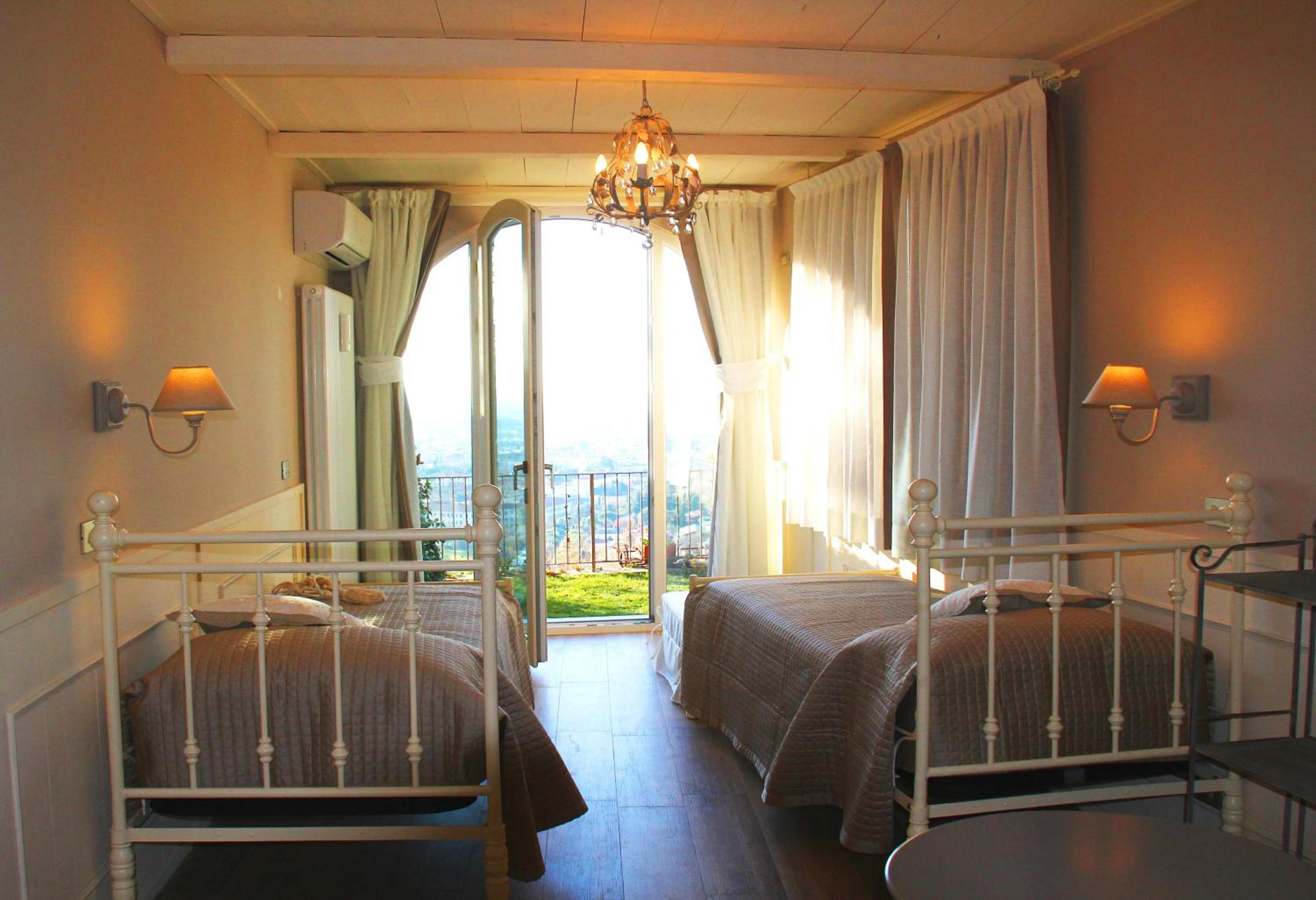 Twin Room with Private Garden