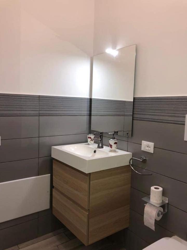 Budget Double Room - Photo 3