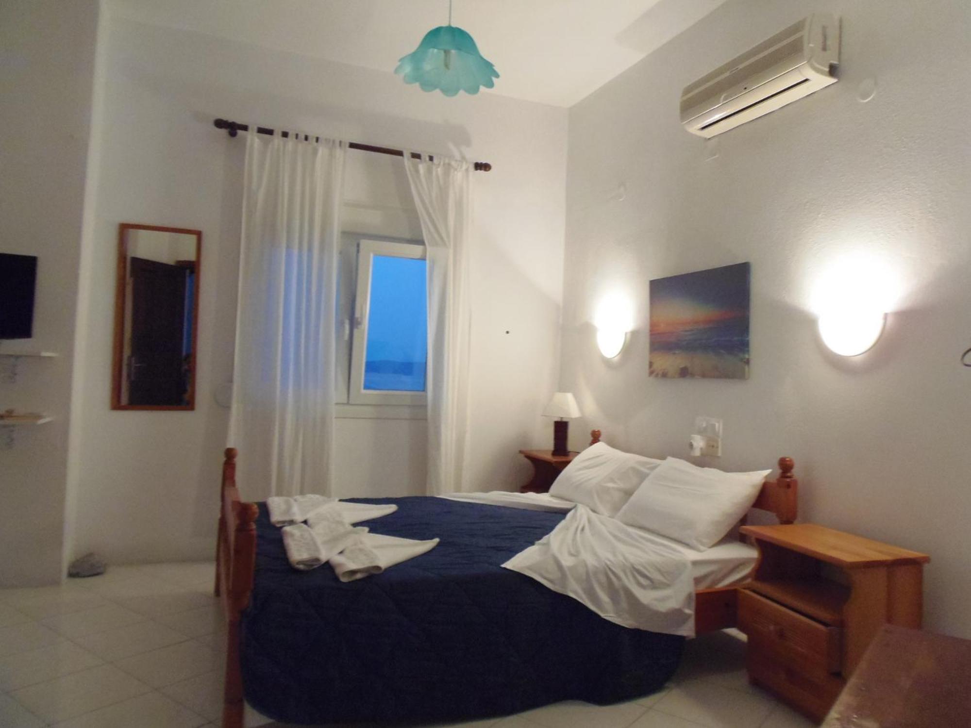 Double or Twin Room with Balcony photo 1