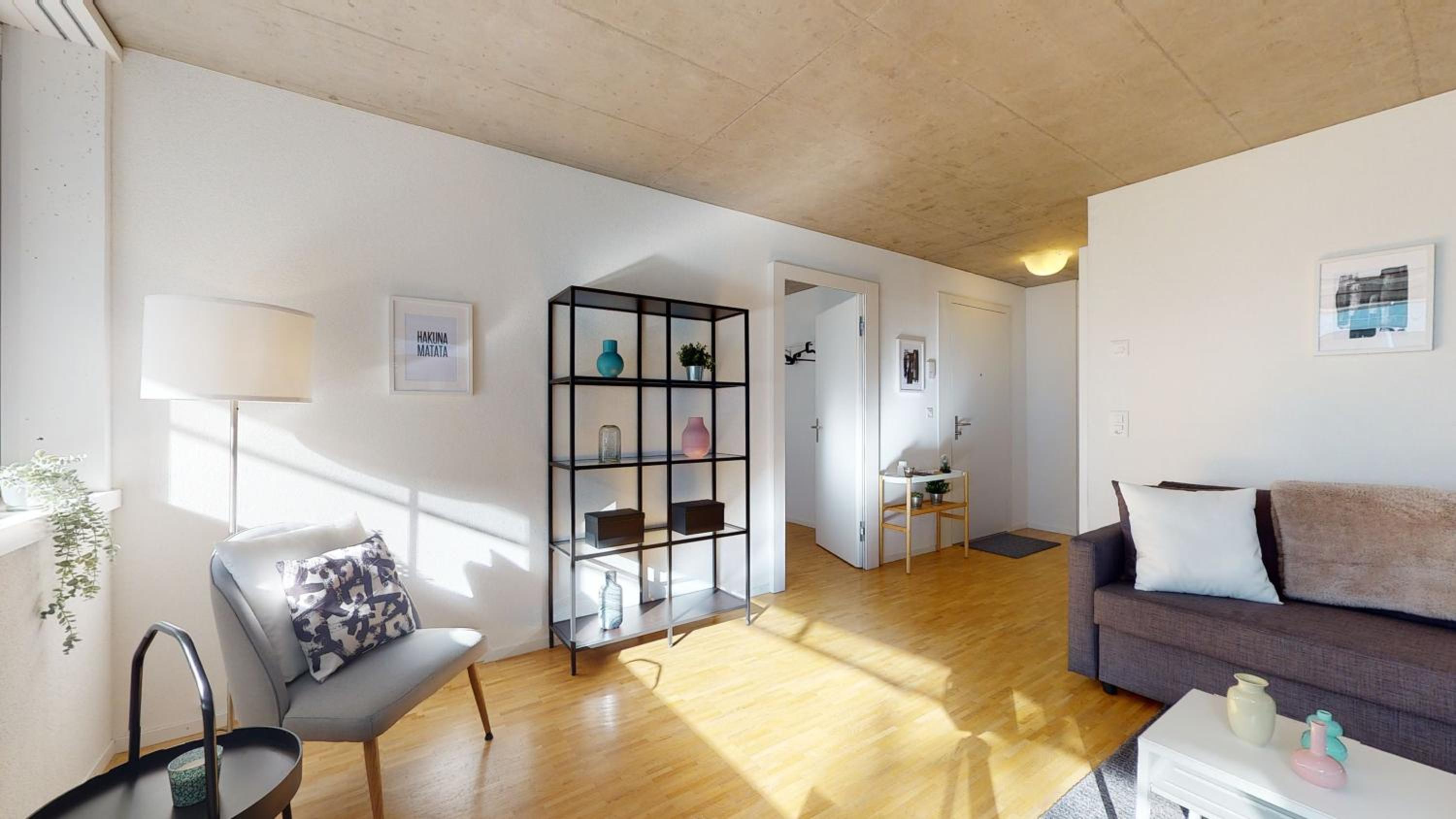 One-Bedroom Apartment photo 2