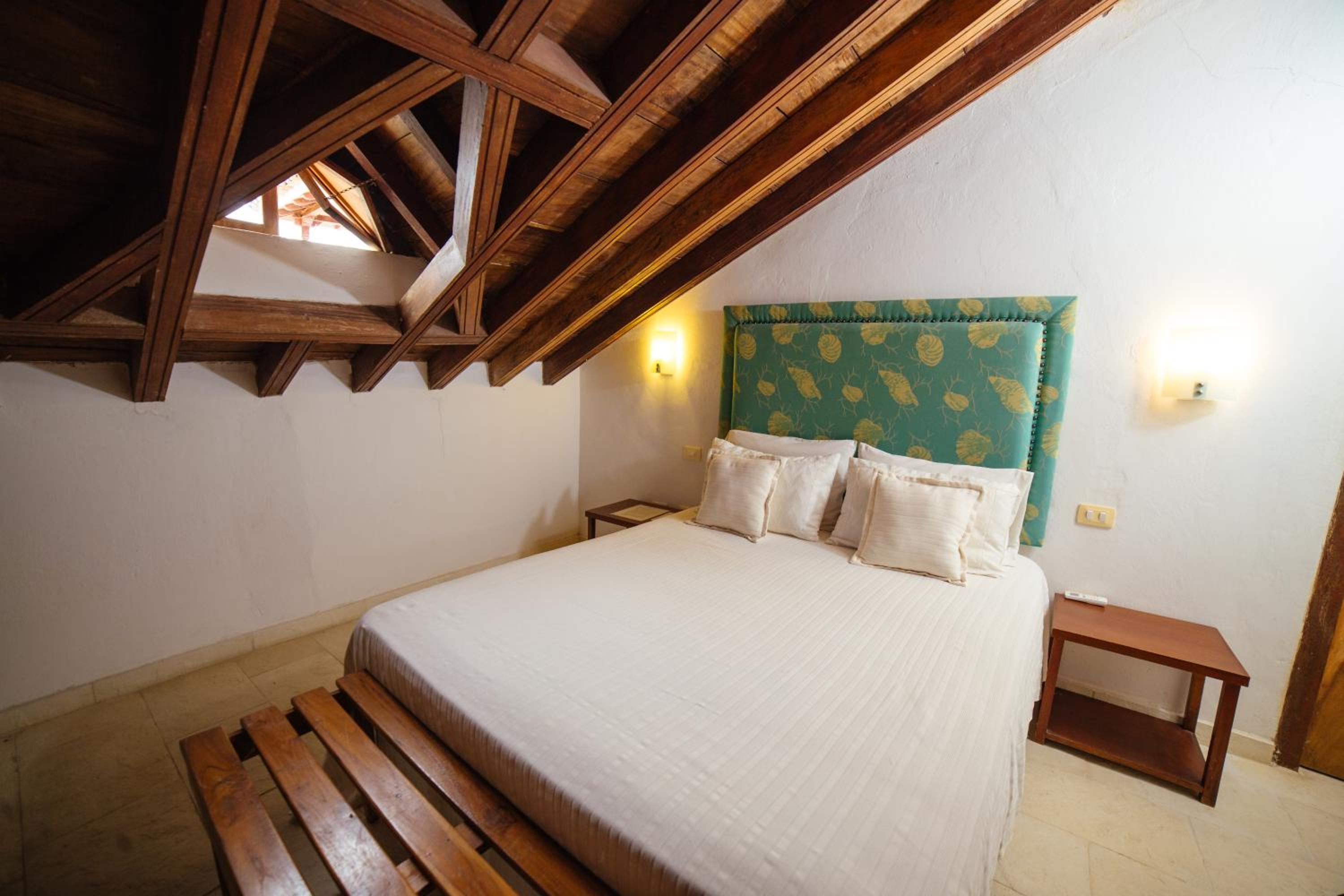 Superior Queen Room