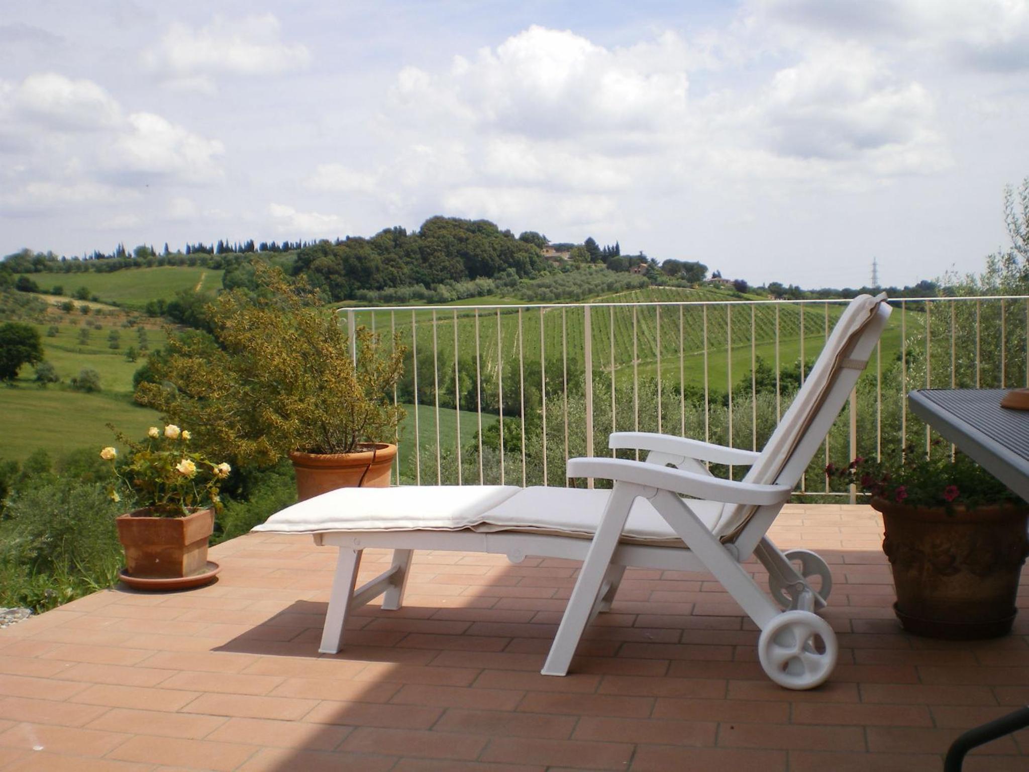 Studio with Terrace - Photo 3