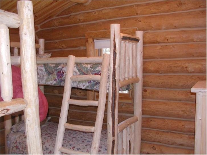 Three-Bedroom House photo 3