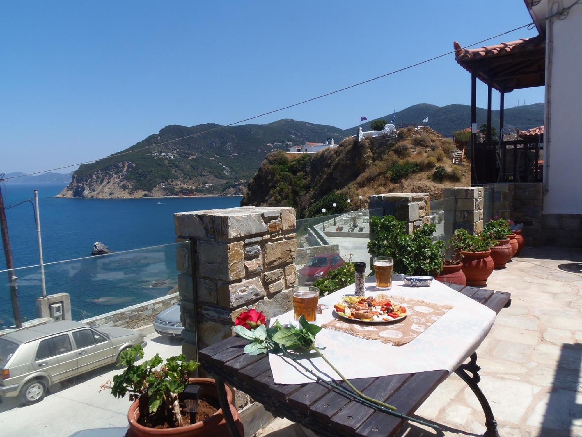Studio with Terrace photo 3