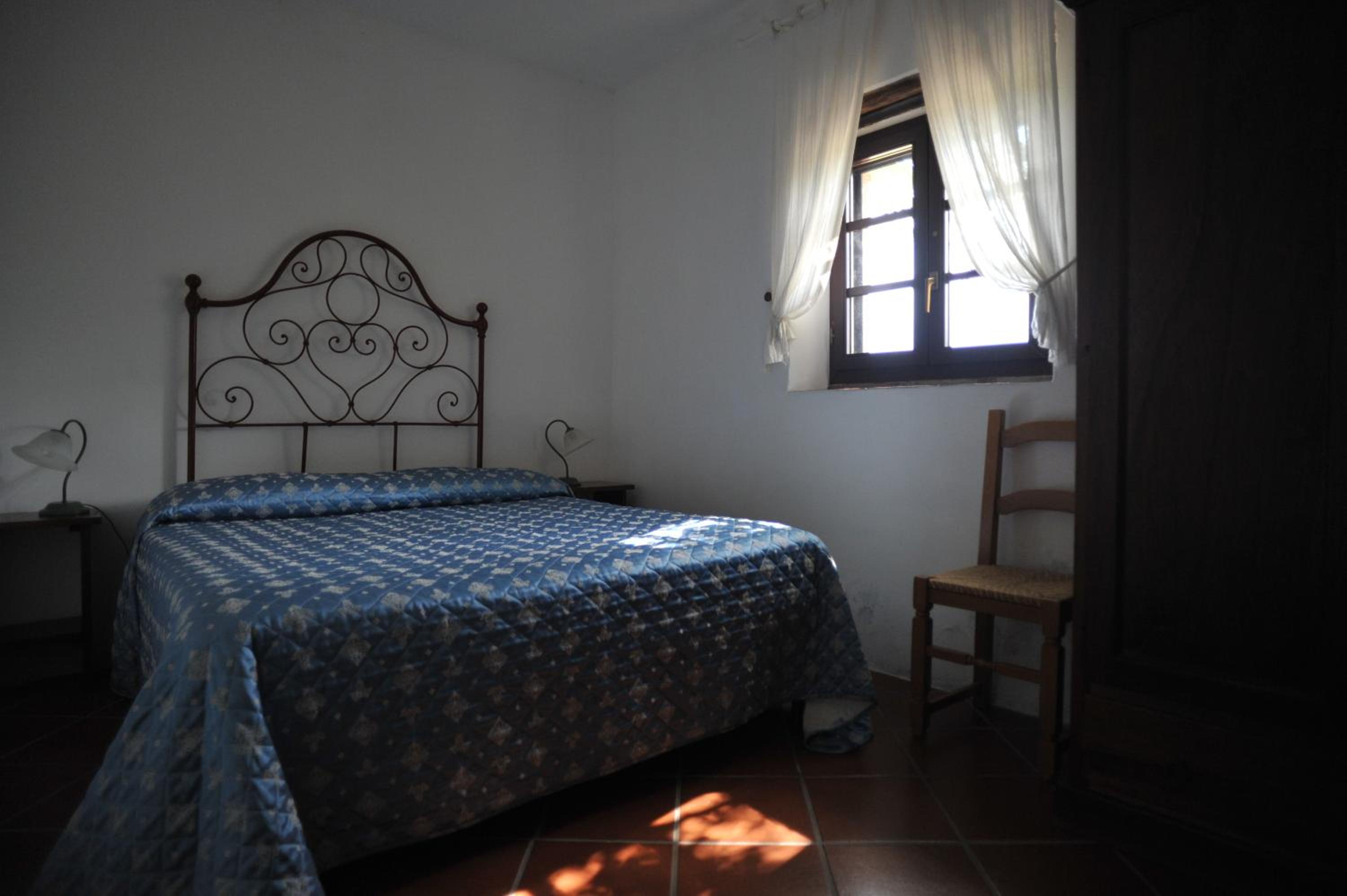 Appartamento con 2 Camere da Letto e Patio