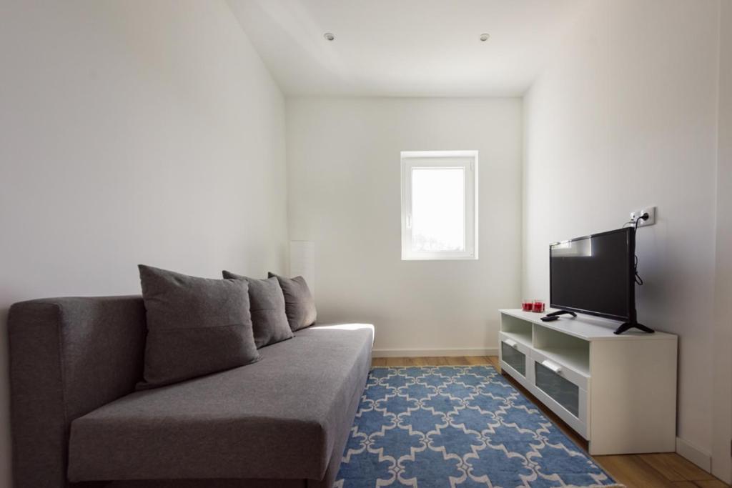One-Bedroom House - Photo 1