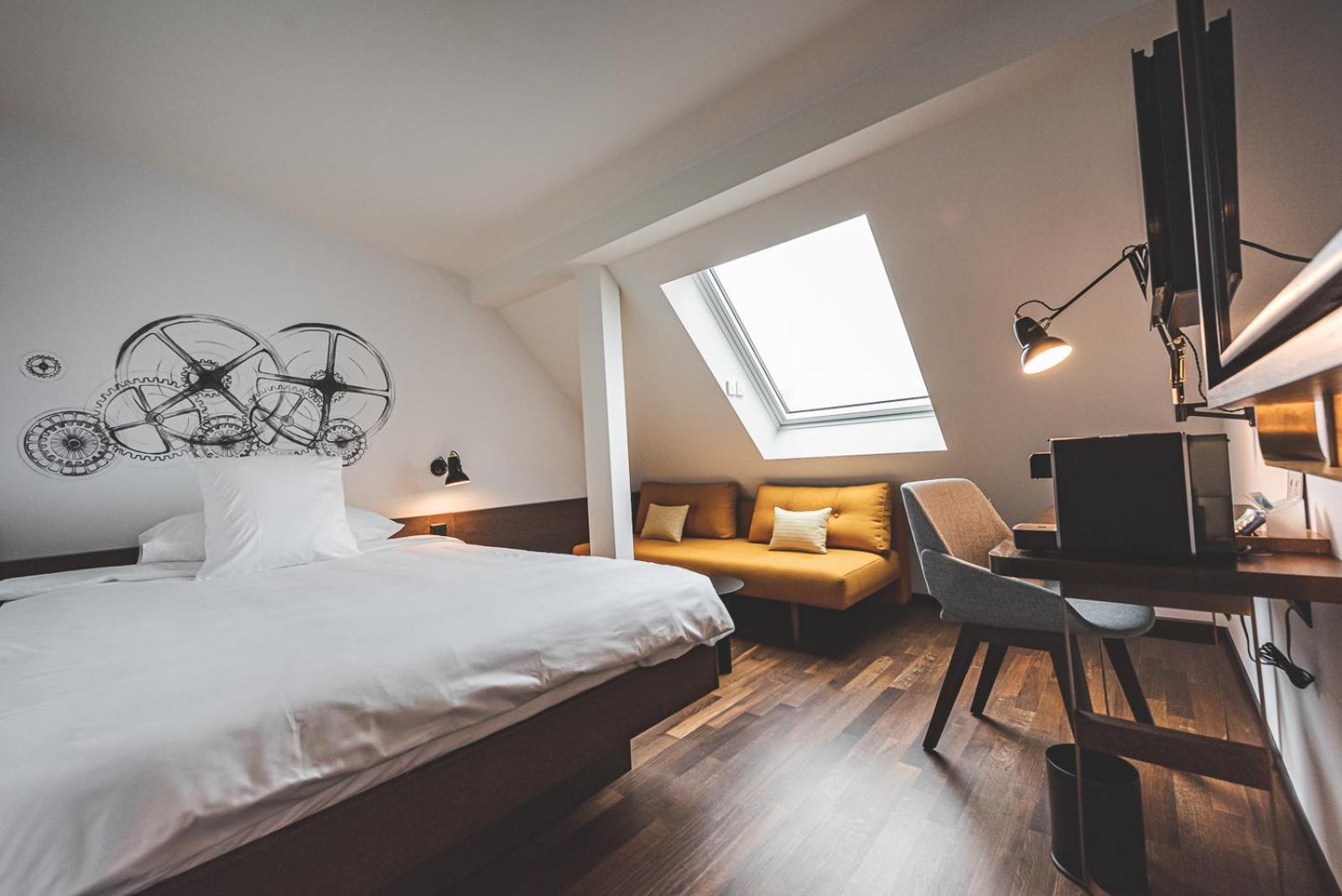 Deluxe Twin Room