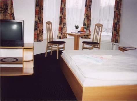 Double or Twin Room photo 2