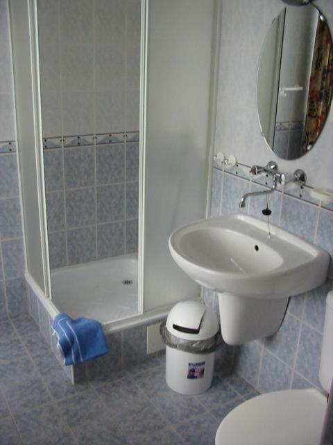 Family Room (4 Adults) photo 3