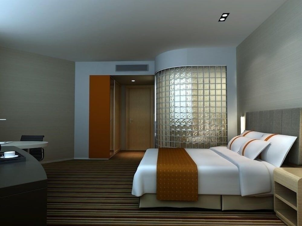 Room (Specialty) photo 2