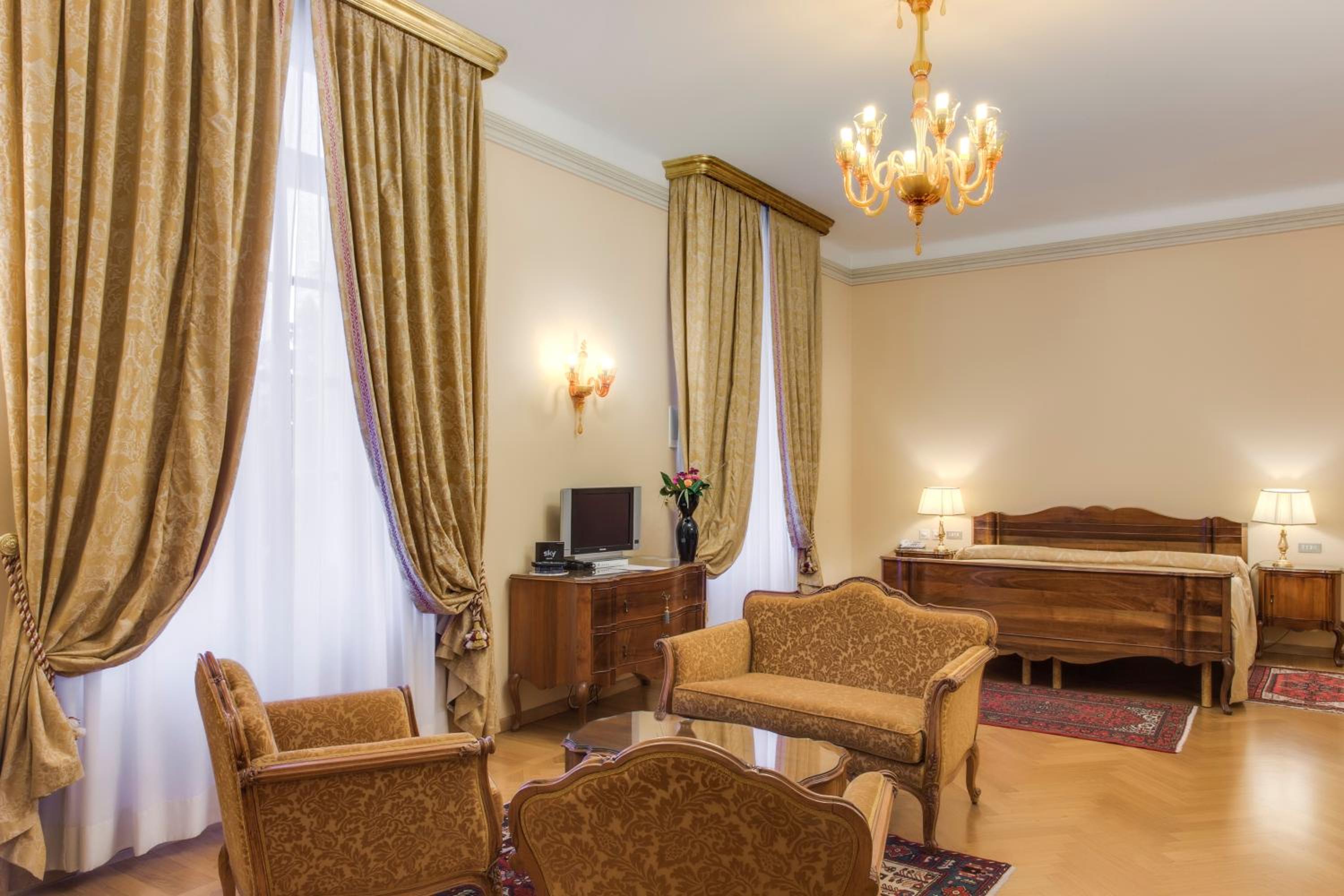 Junior Suite - Photo 5