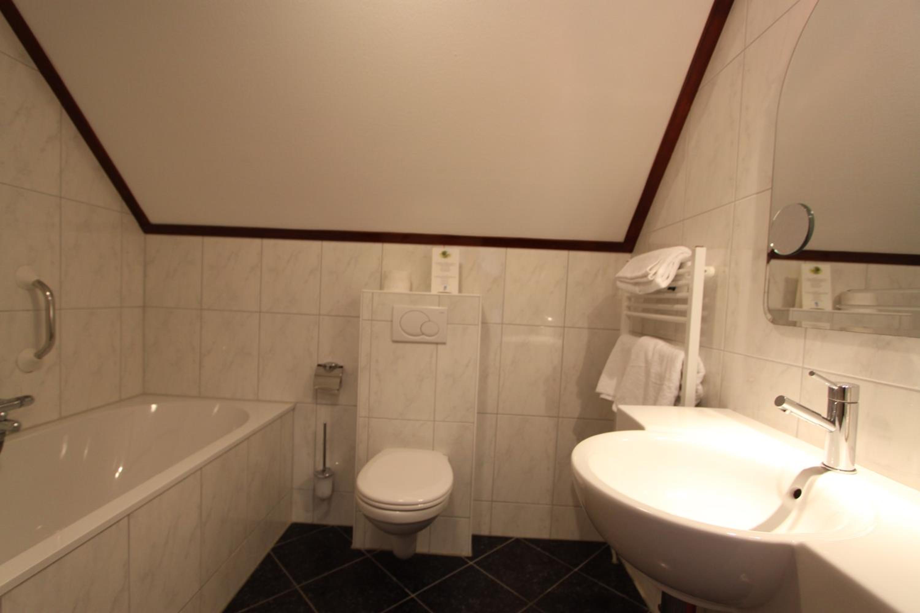 Double Room - Photo 3