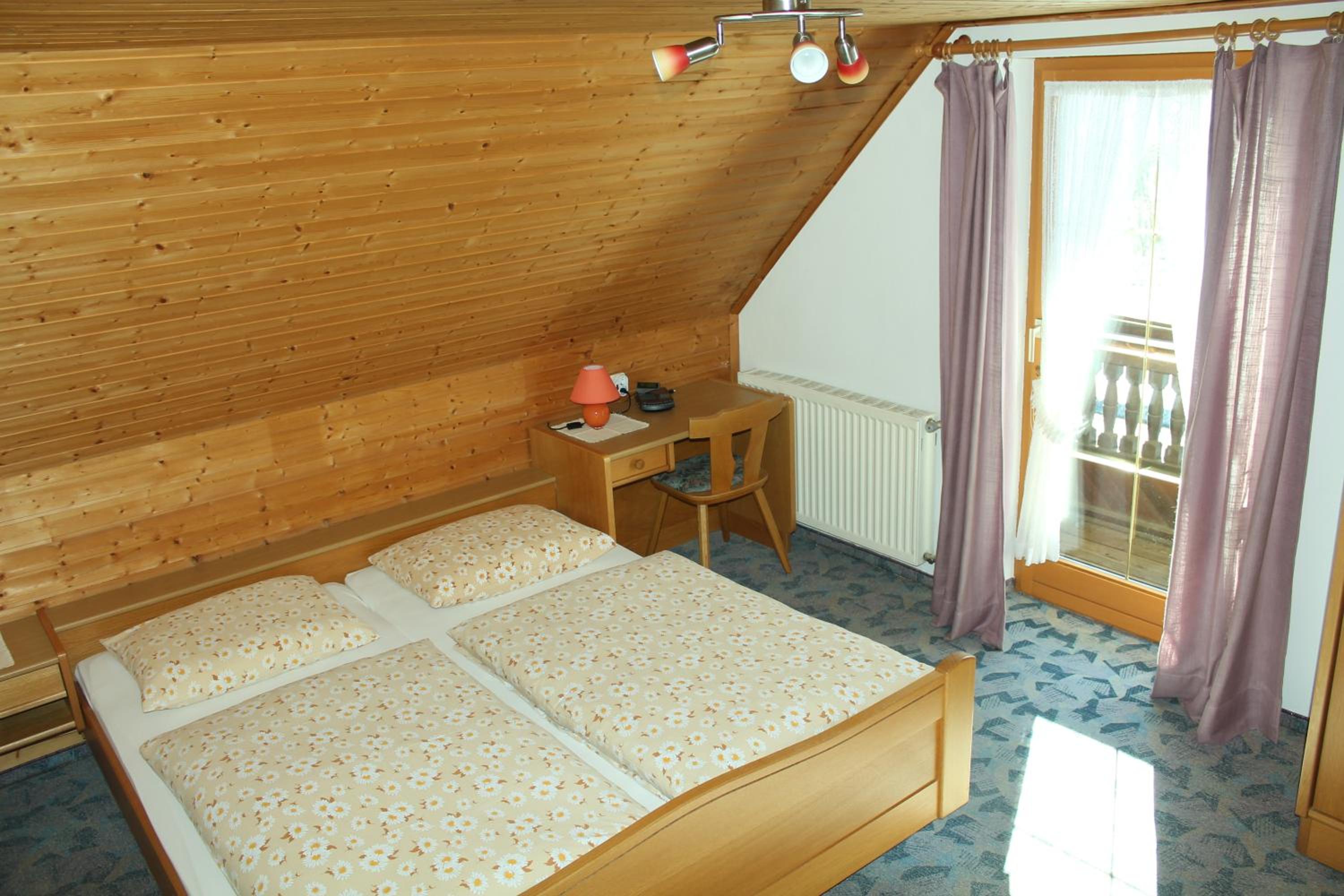 One-Bedroom Apartment with Balcony photo 1