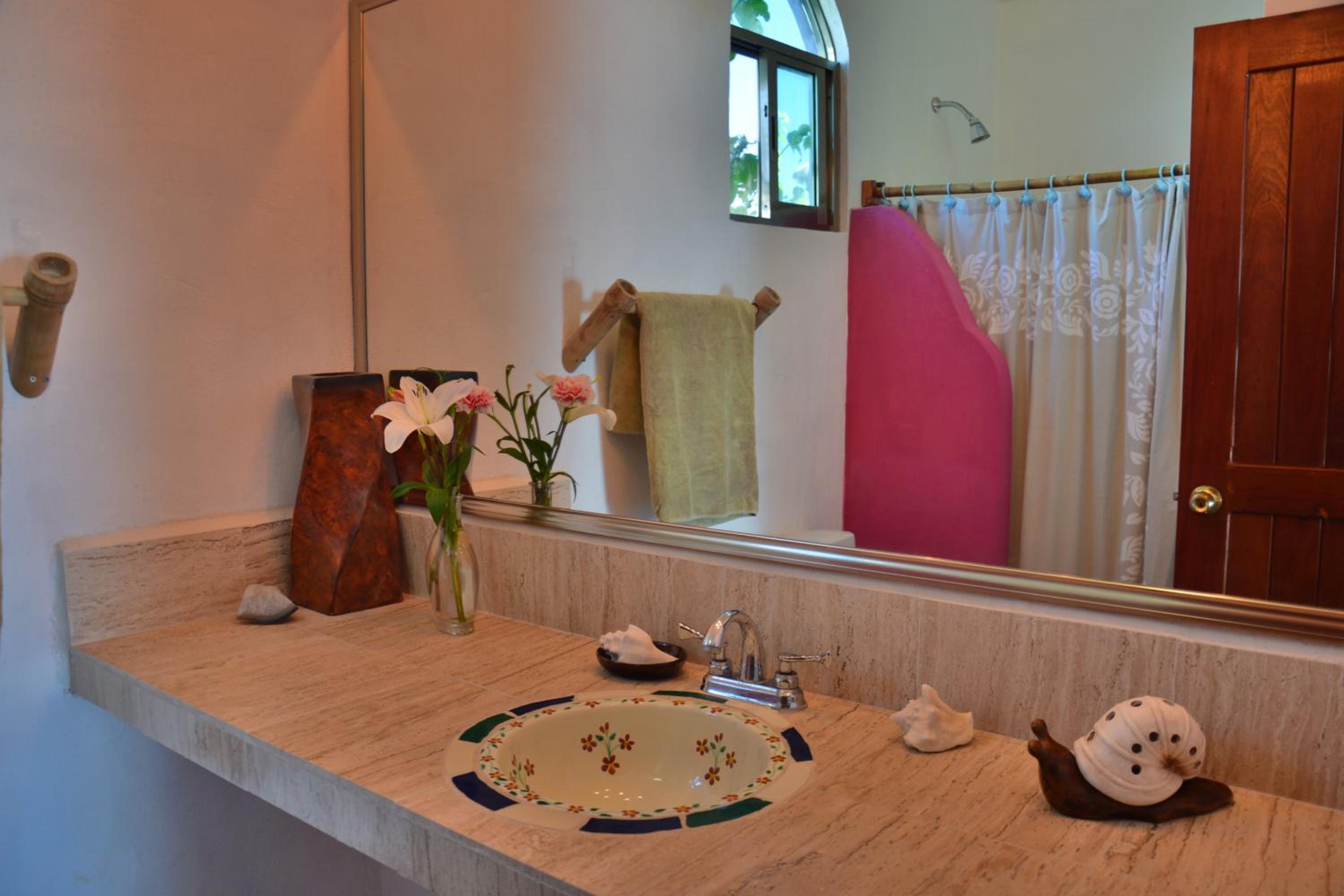Deluxe Bungalow with Sea View photo 3
