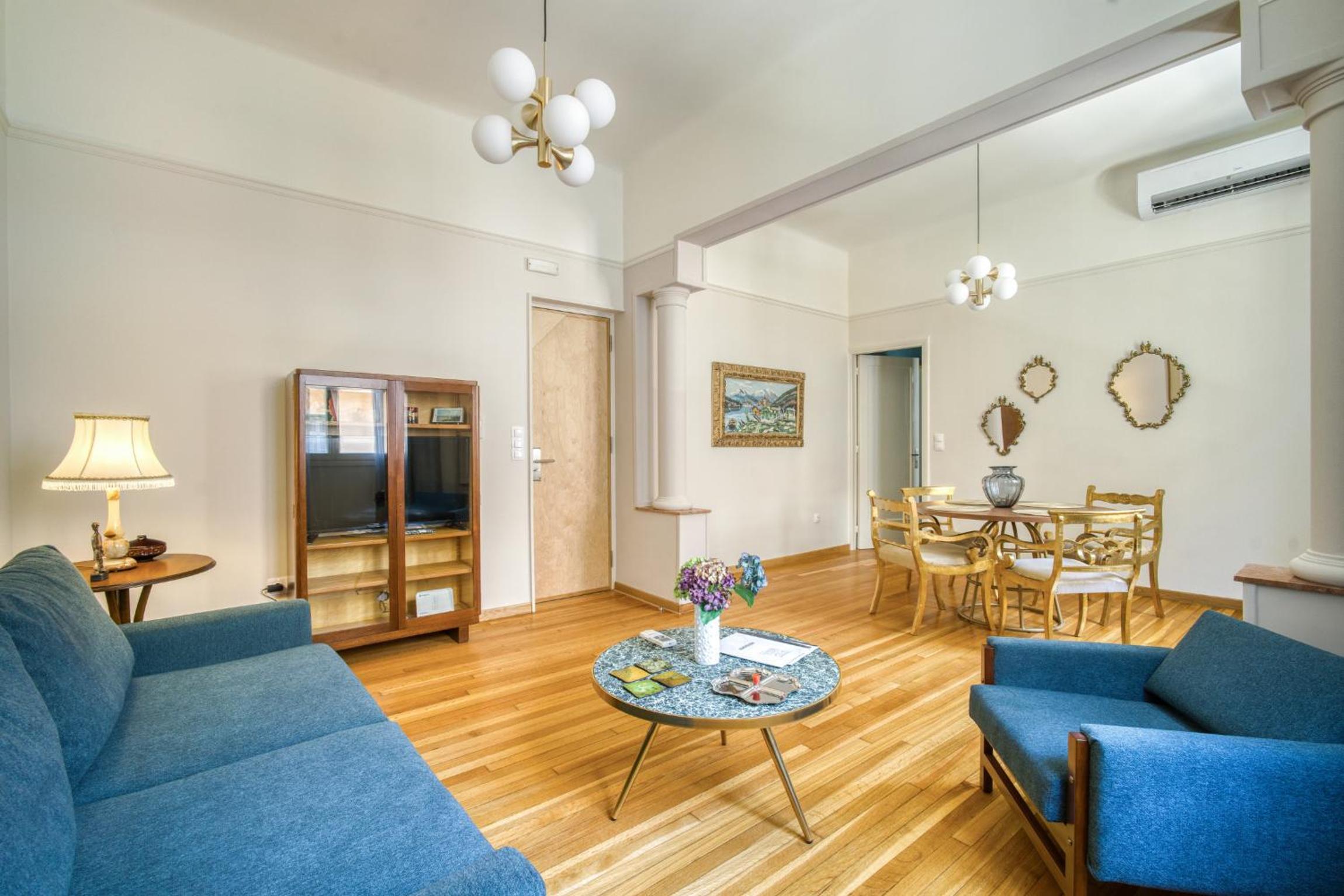 A Luminous High Ceilings Apartment B1 photo 1