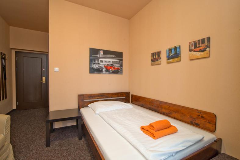 Single Room photo 2