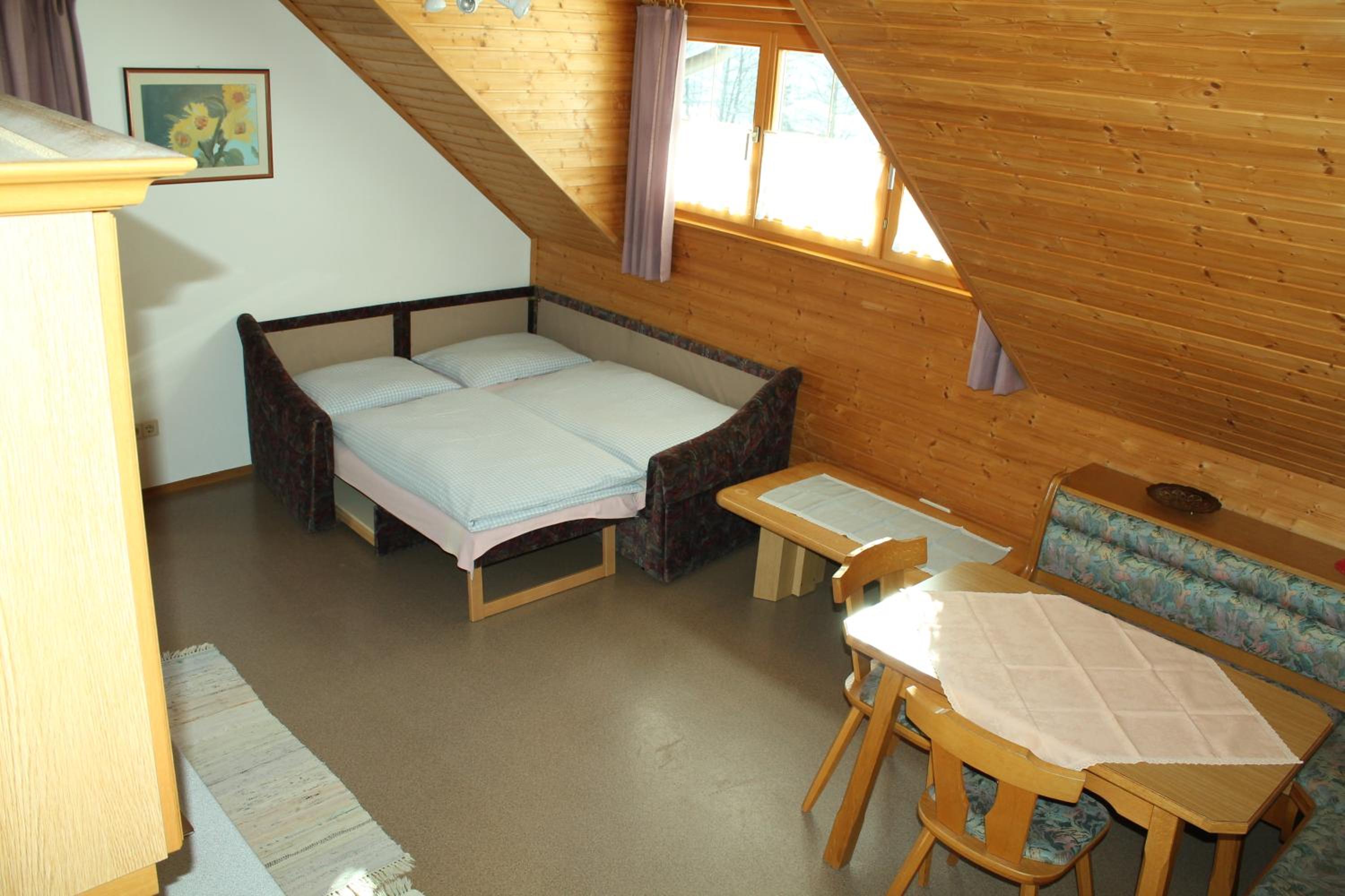 One-Bedroom Apartment with Balcony photo 3