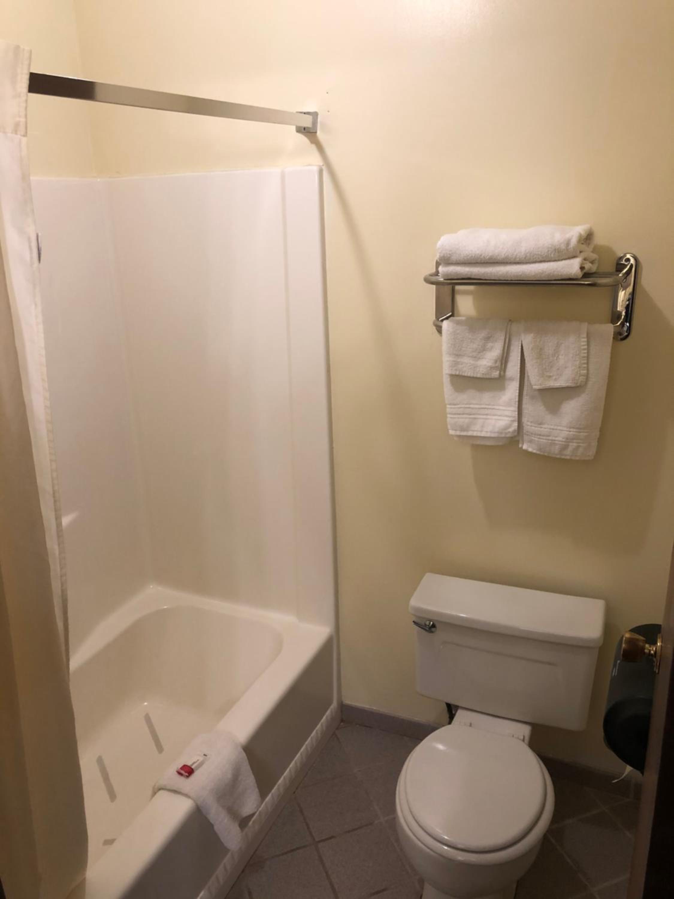 Deluxe King Studio Suite - Non-Smoking - Photo 3