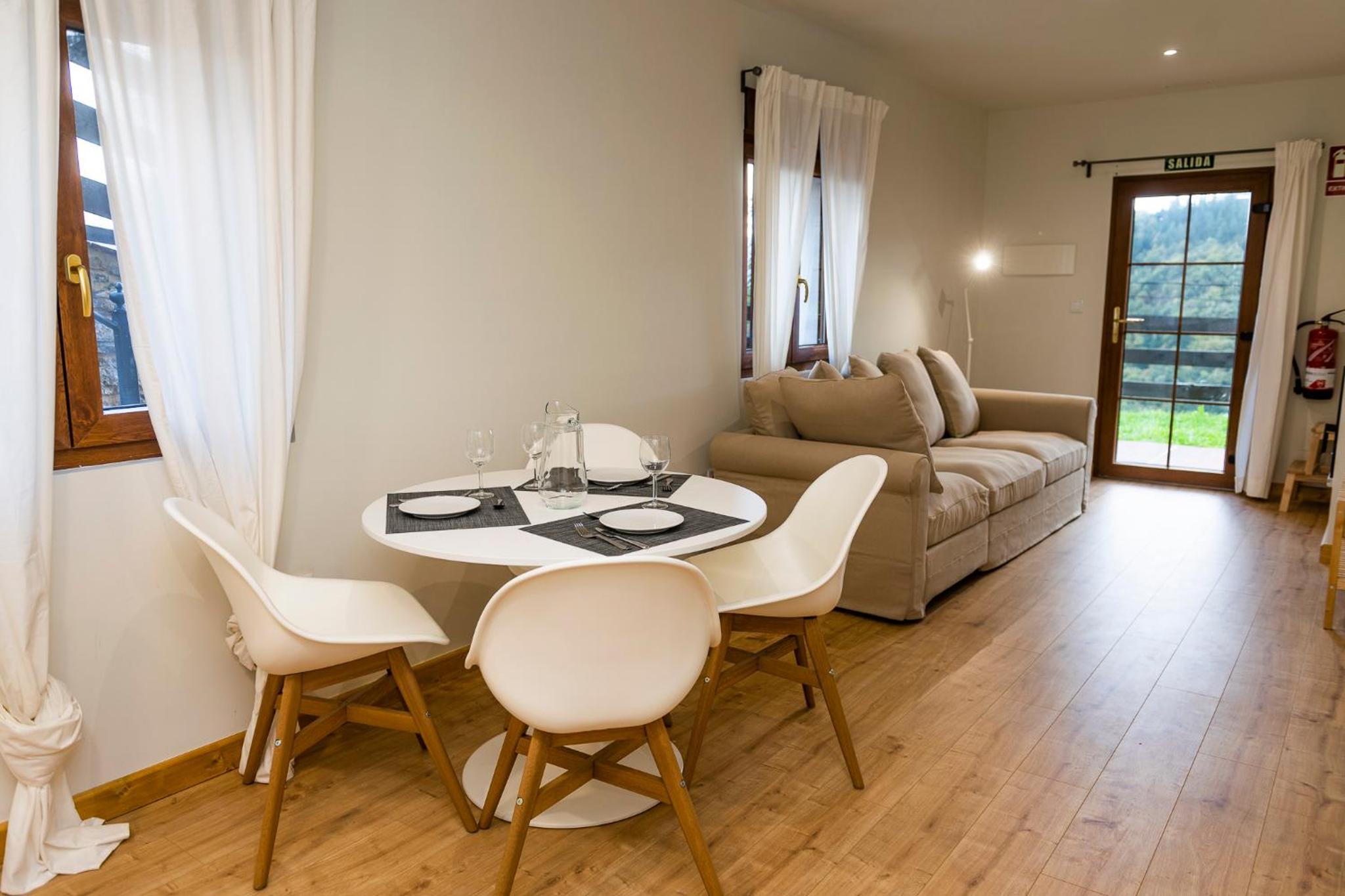 One-Bedroom Apartment - Photo 20