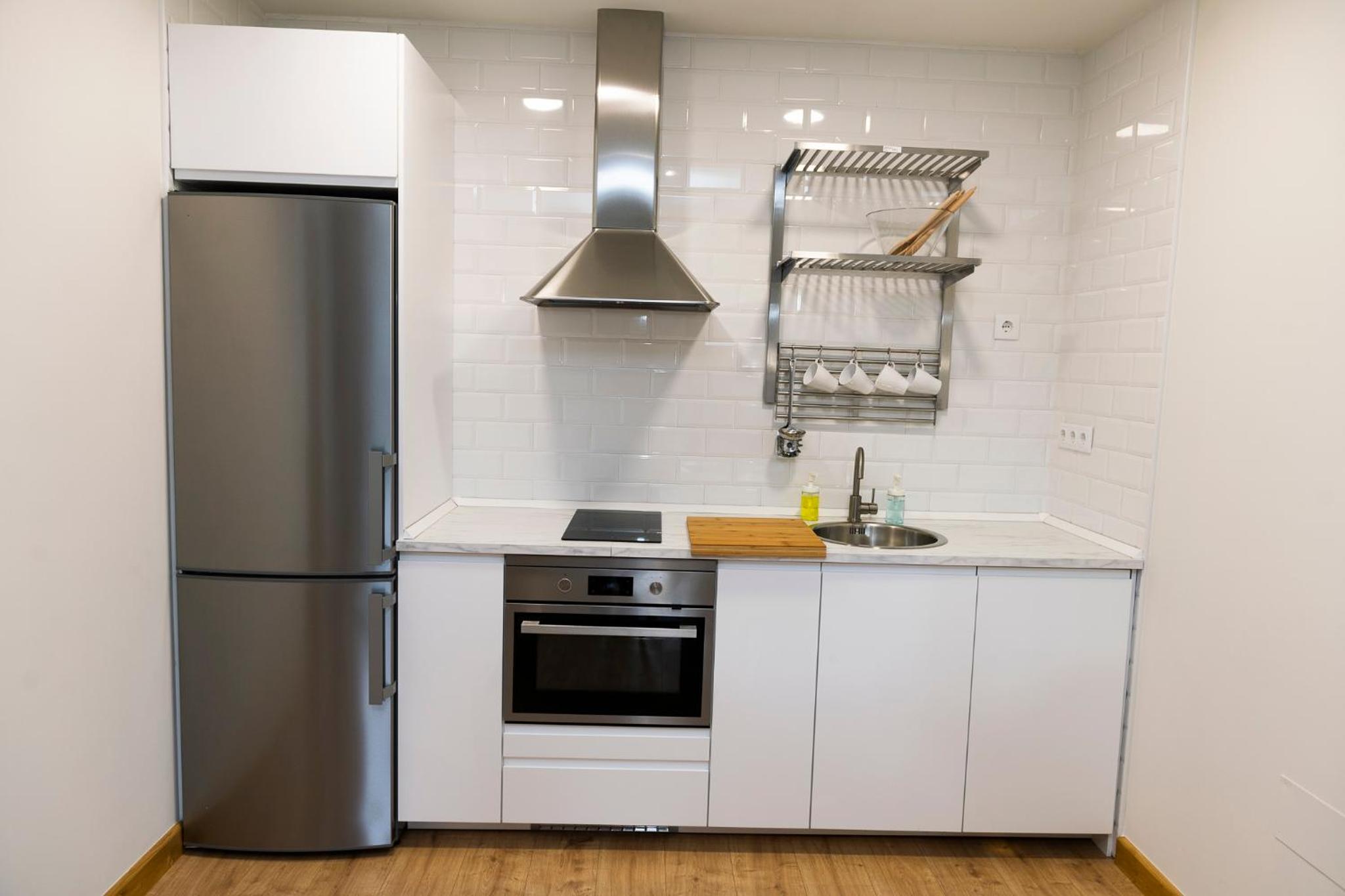One-Bedroom Apartment - Photo 9