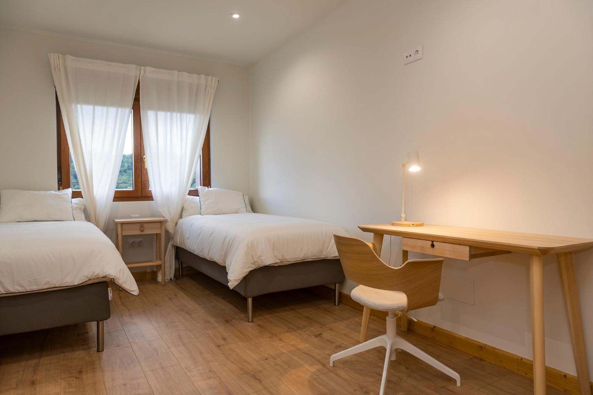 One-Bedroom Apartment - Photo 7