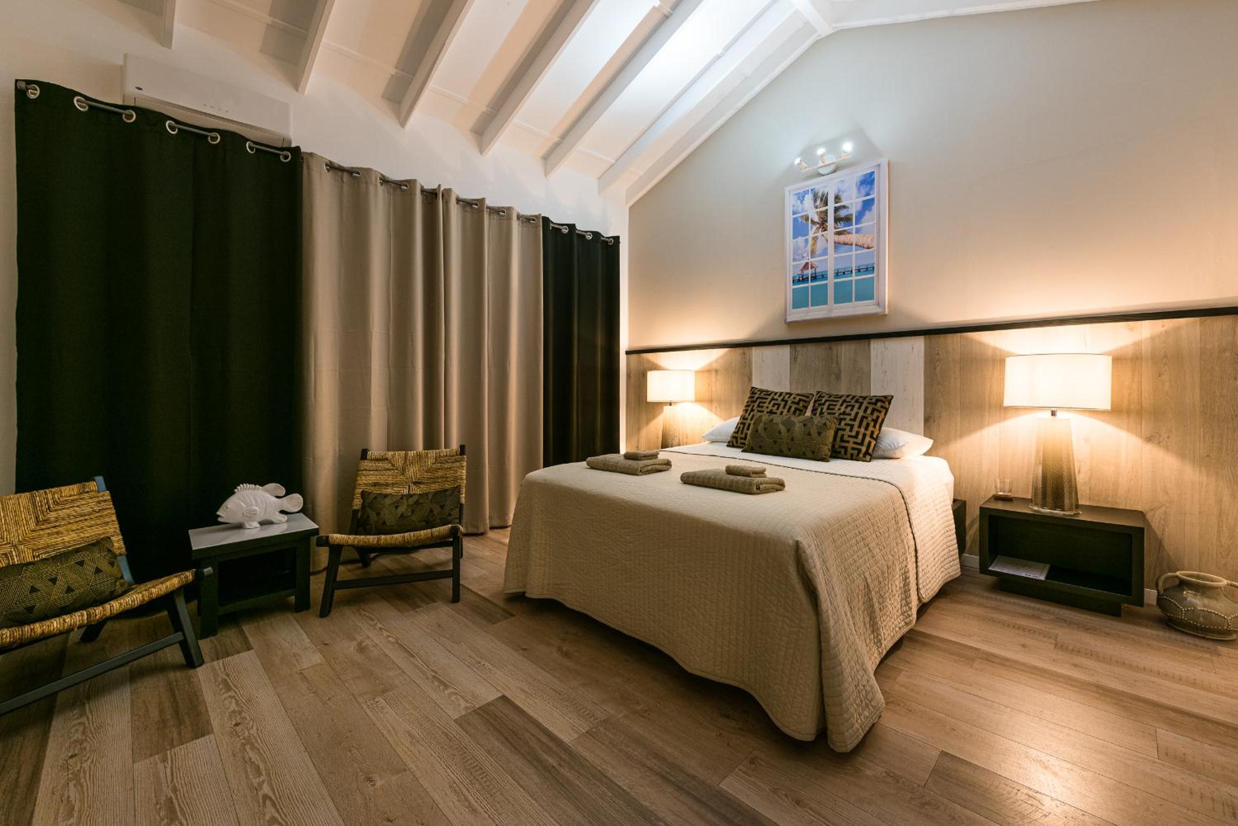 Deluxe Double Room photo 2