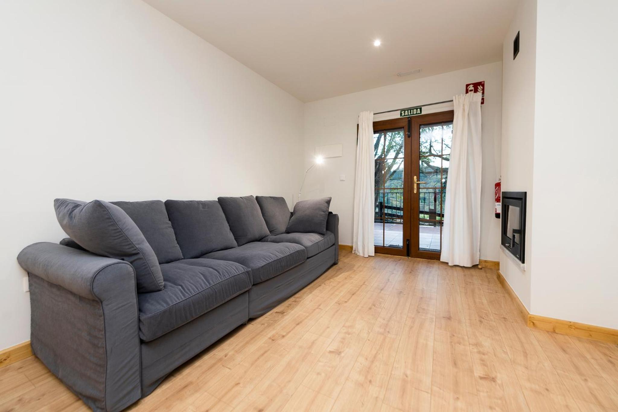 Classic Apartment - Photo 21
