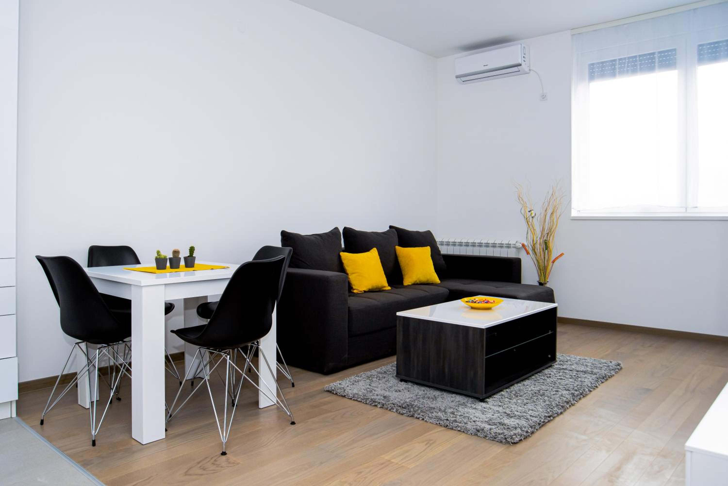 Apartment with Terrace