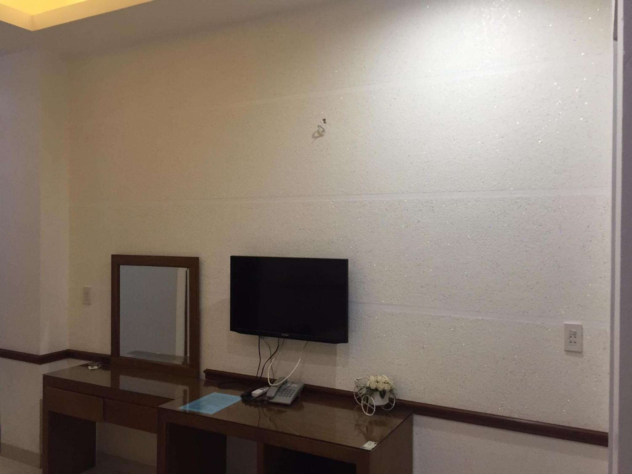 Double Room with Balcony - Photo 1