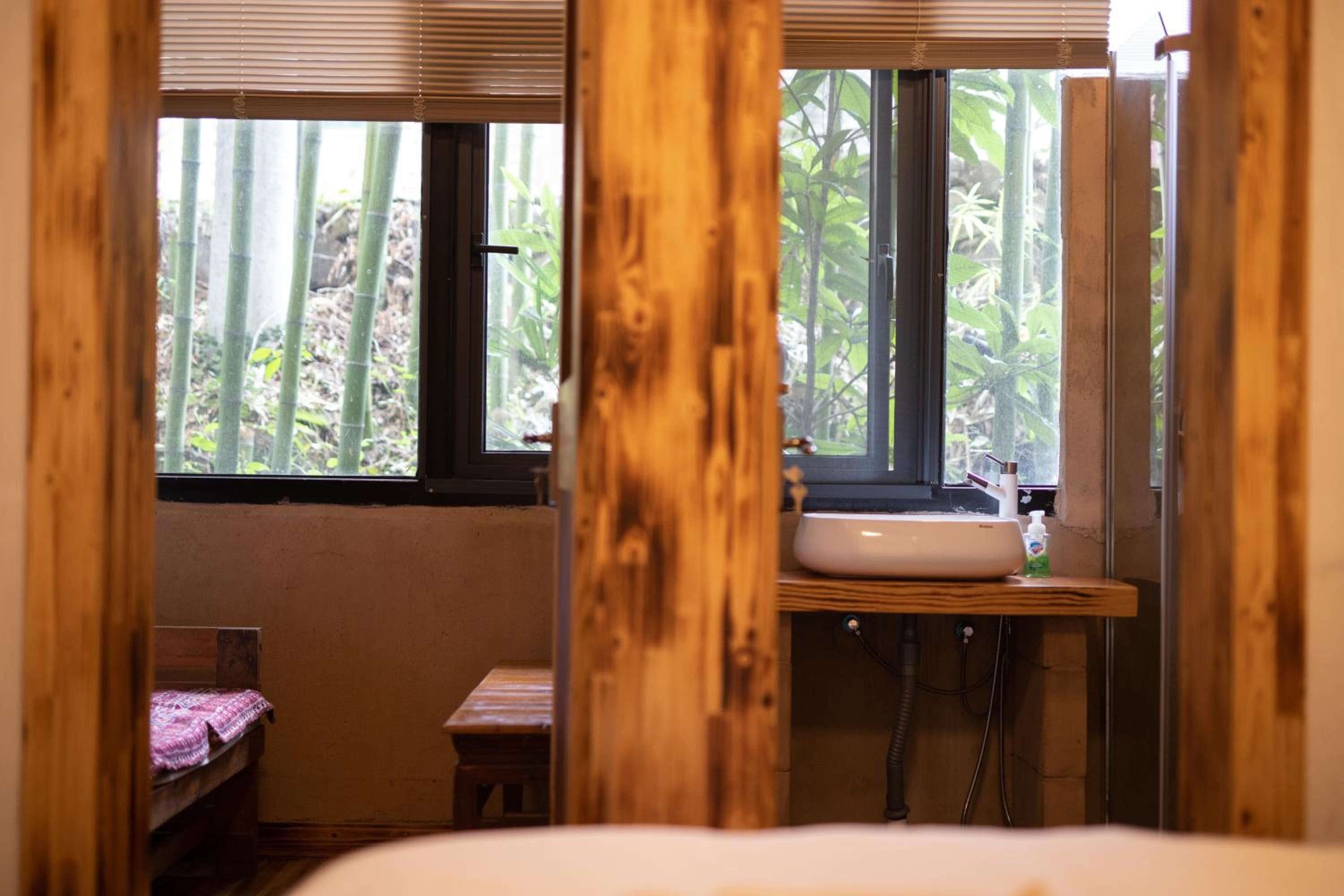 Economy Double Room photo 1