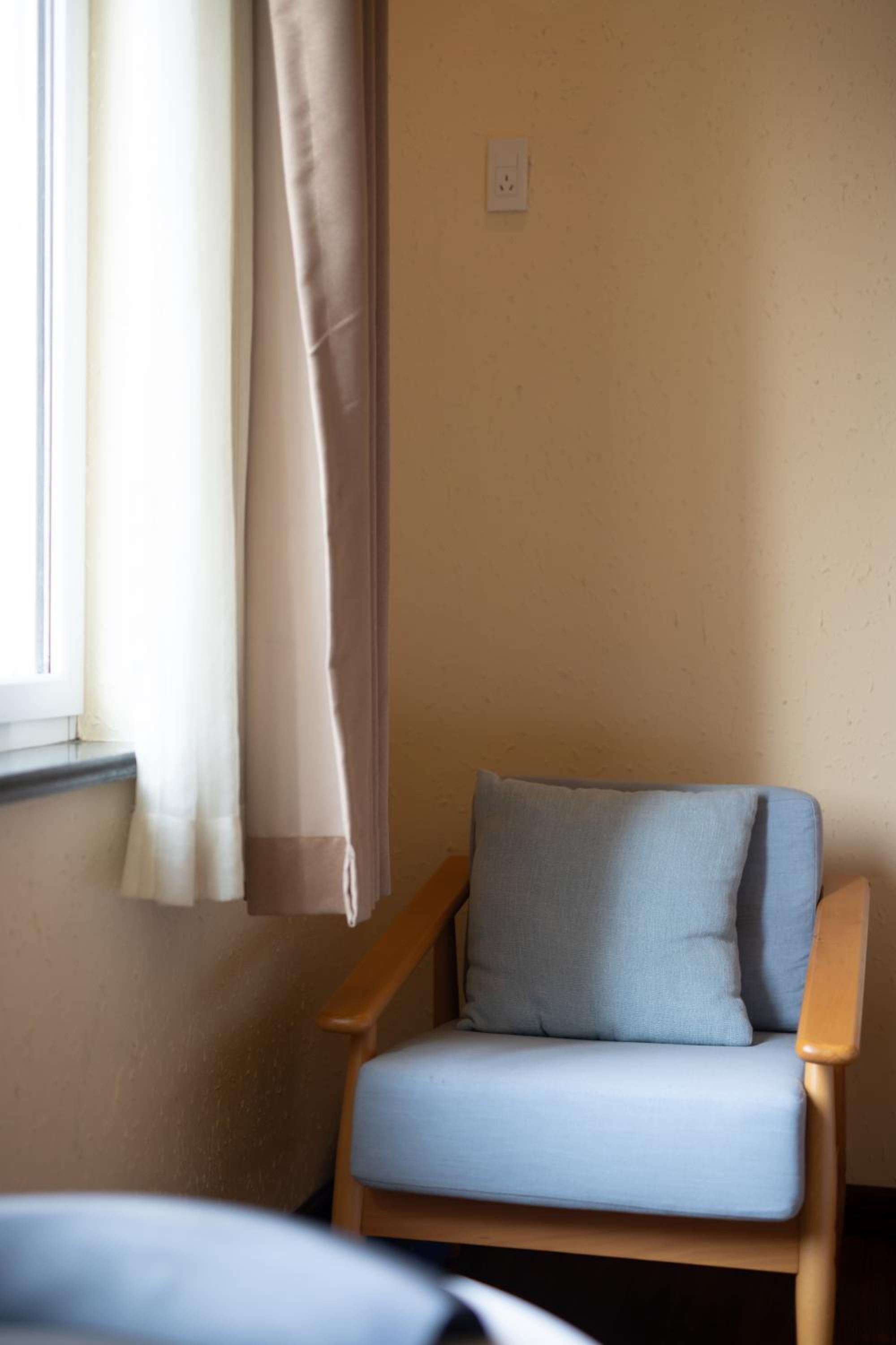 Comfy King Room photo 2