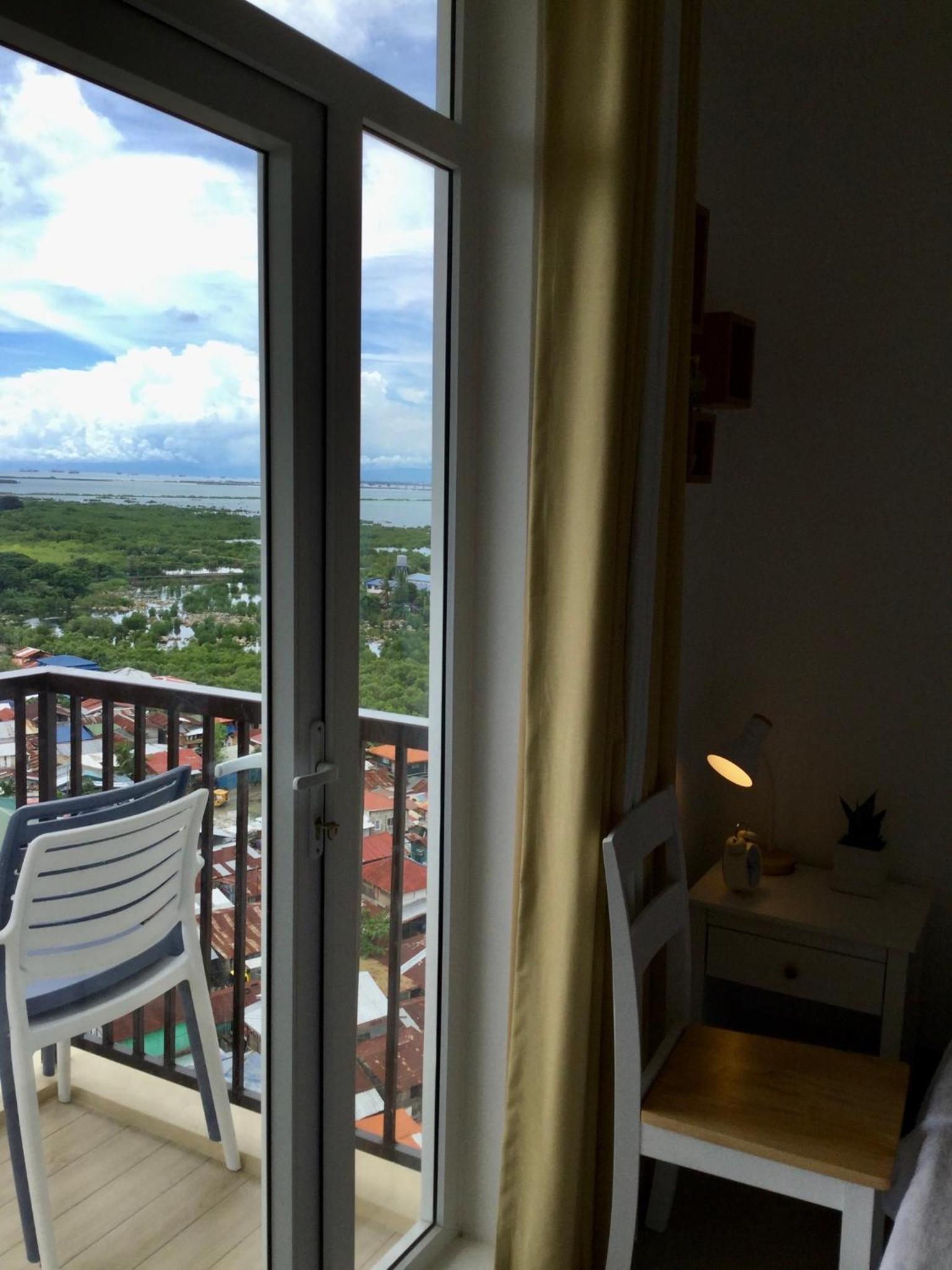 Studio with Balcony - Photo 12