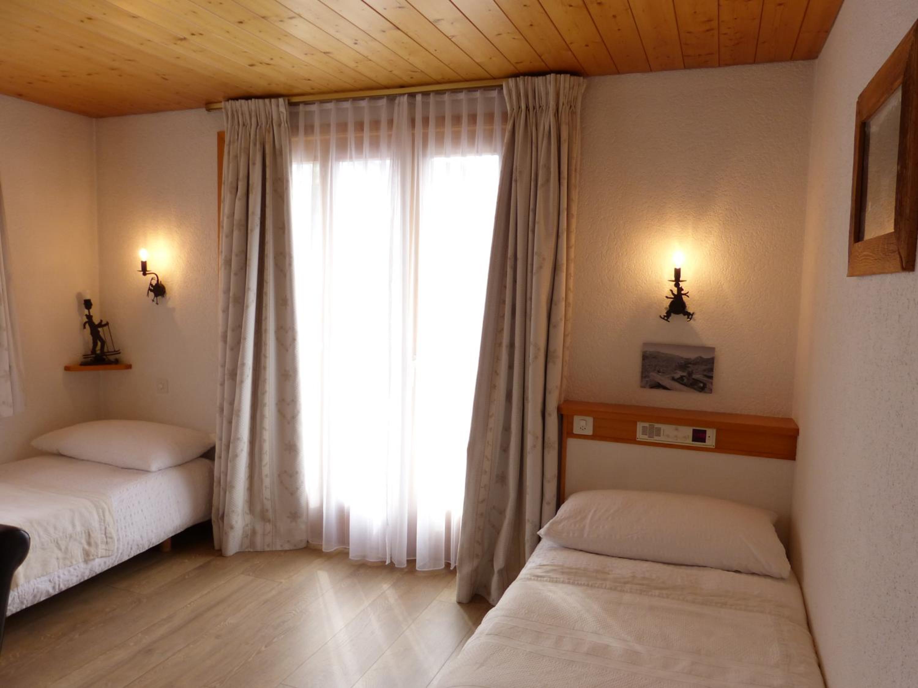 Twin Room with Mountain View photo 1