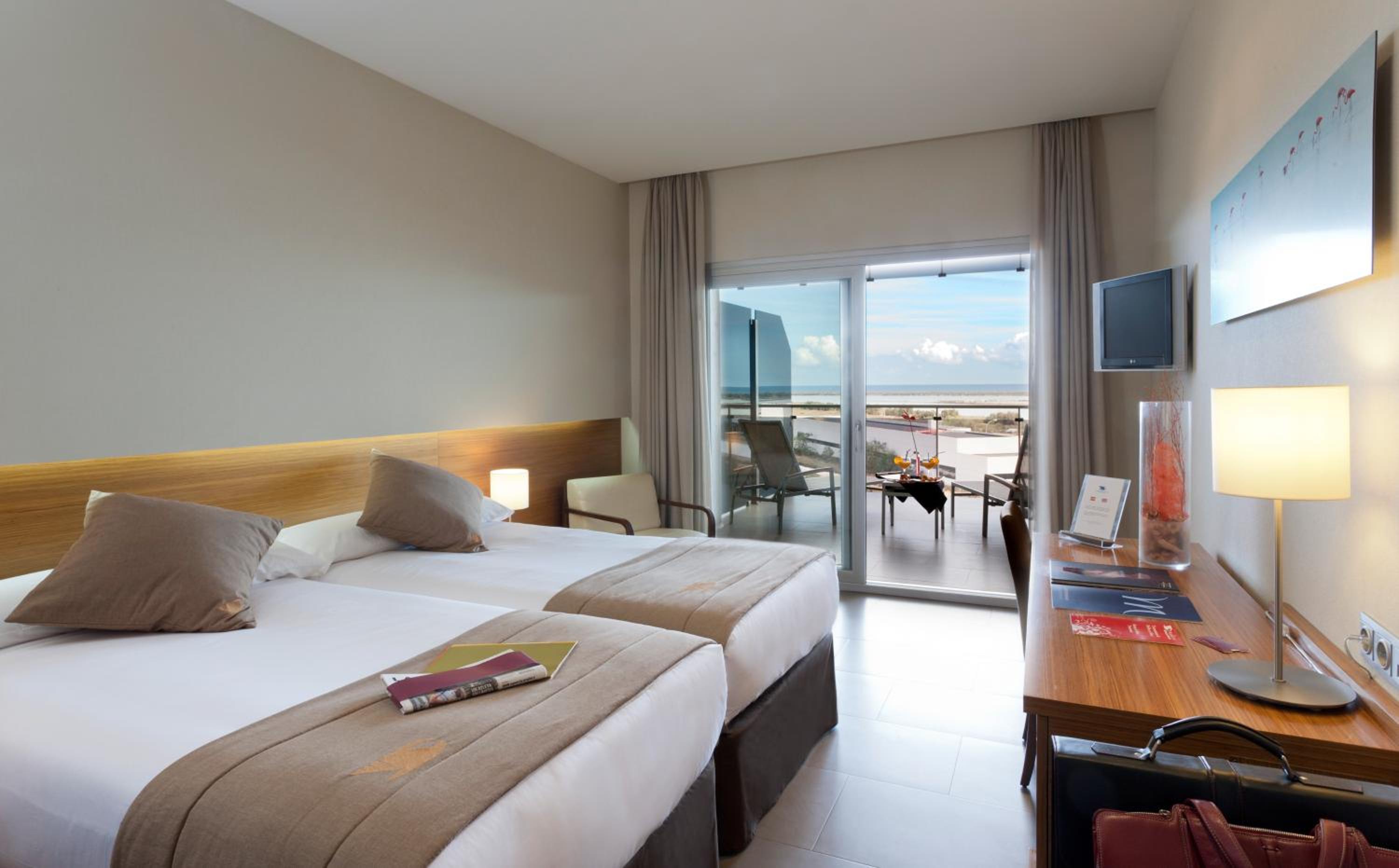 Superior Twin Room - Photo 3