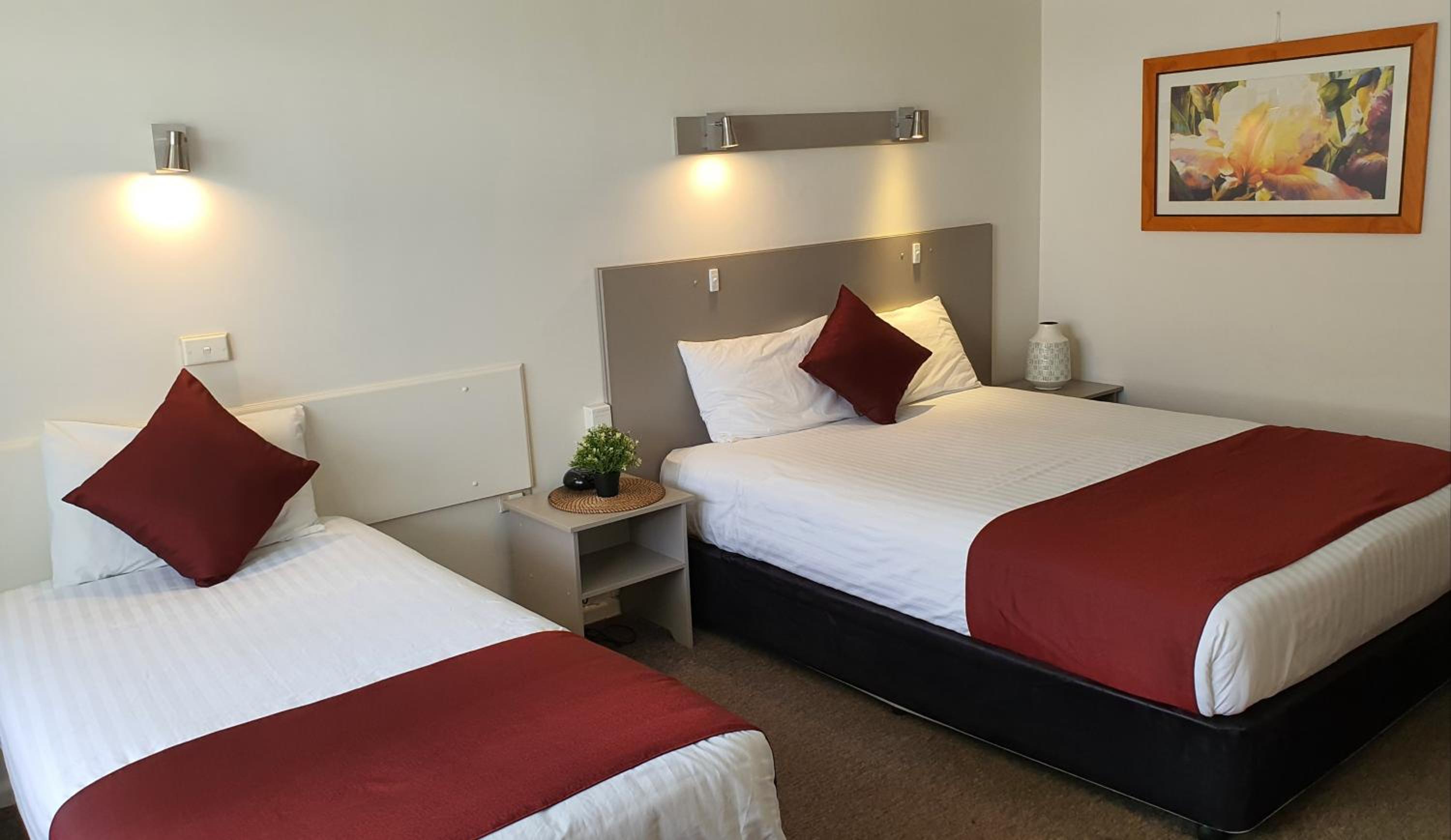 Standard Double or Twin Room photo 1