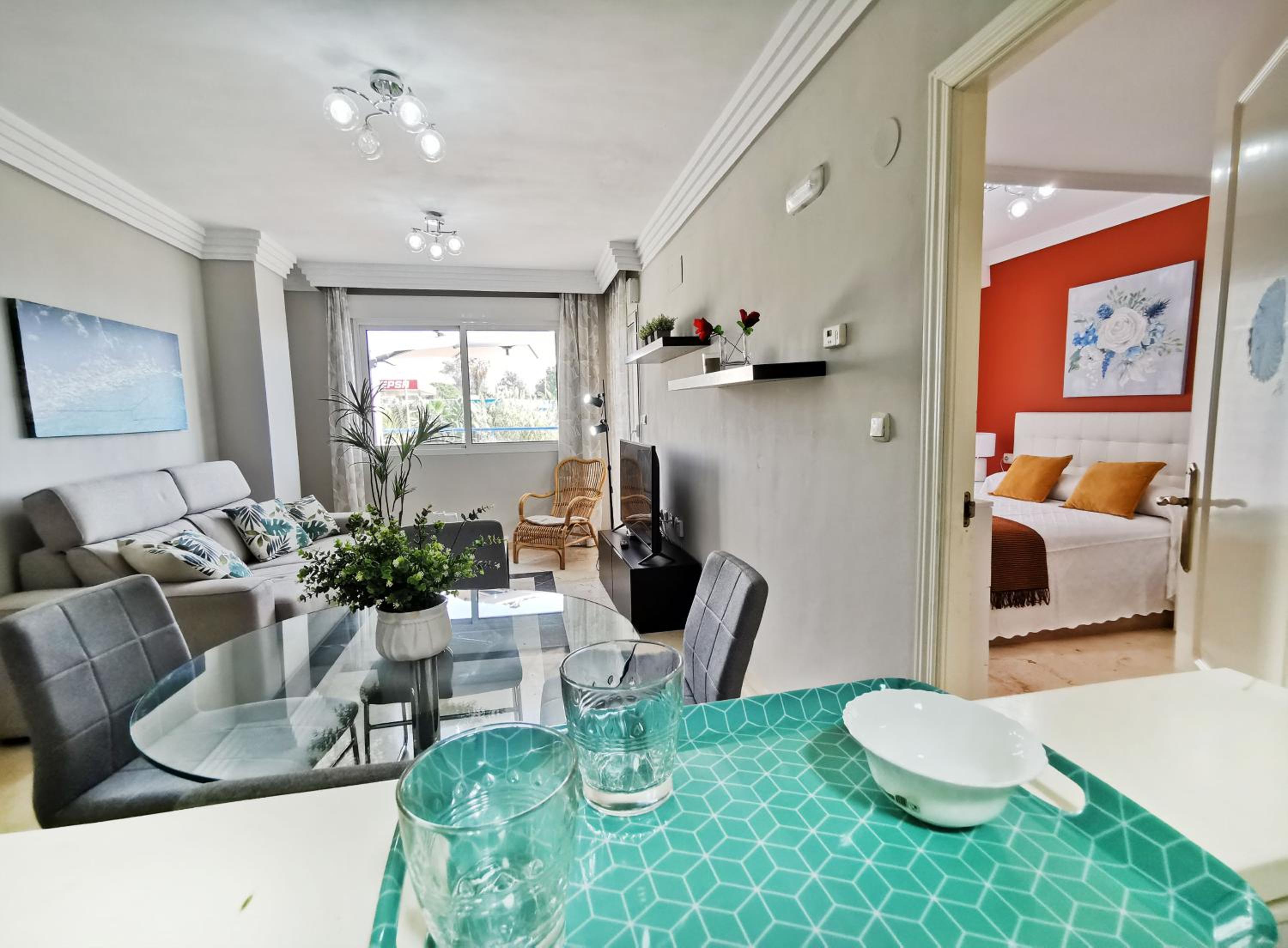 One-Bedroom Apartment thumbnail 5