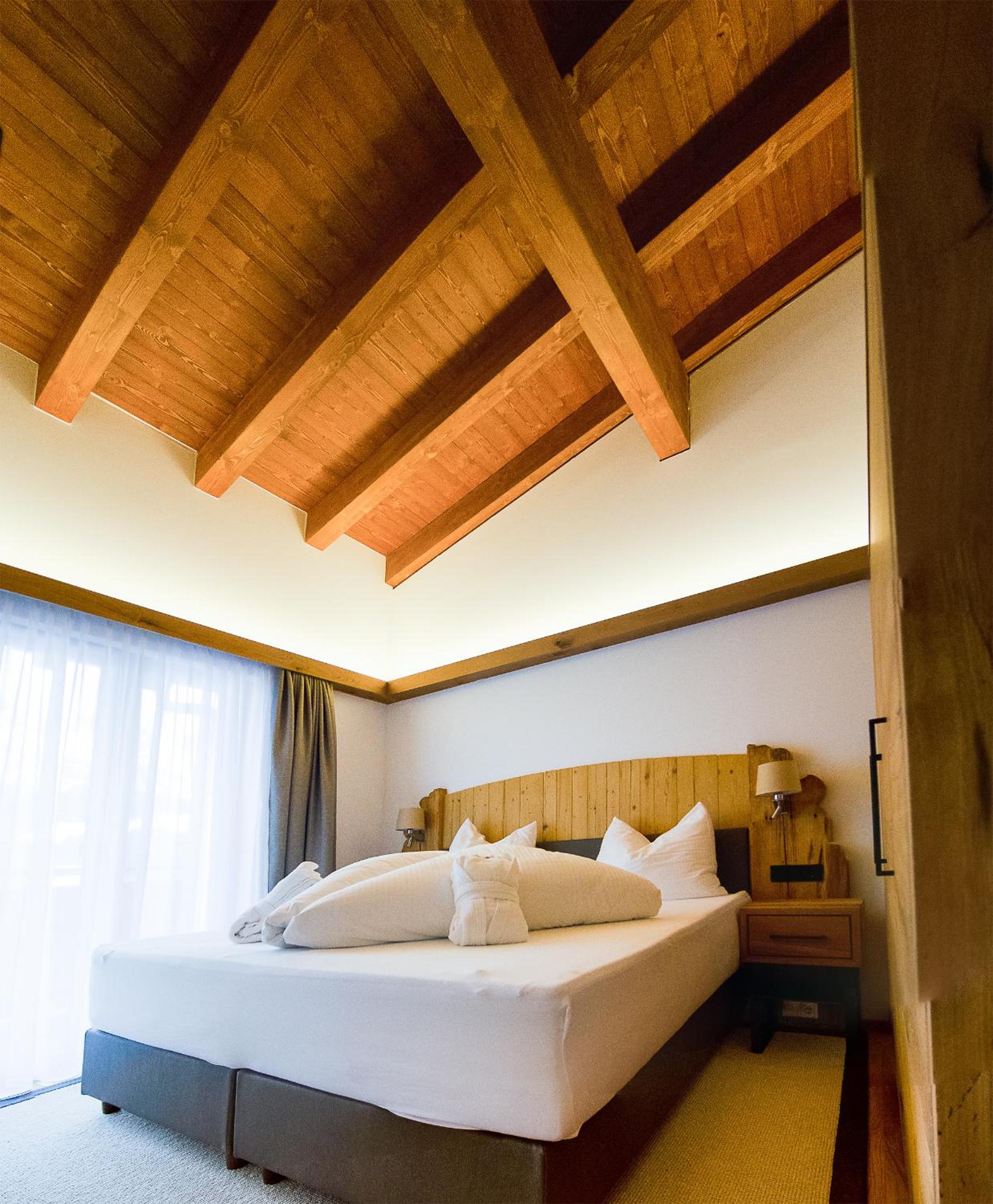 Family Suite with Balcony - Photo 4