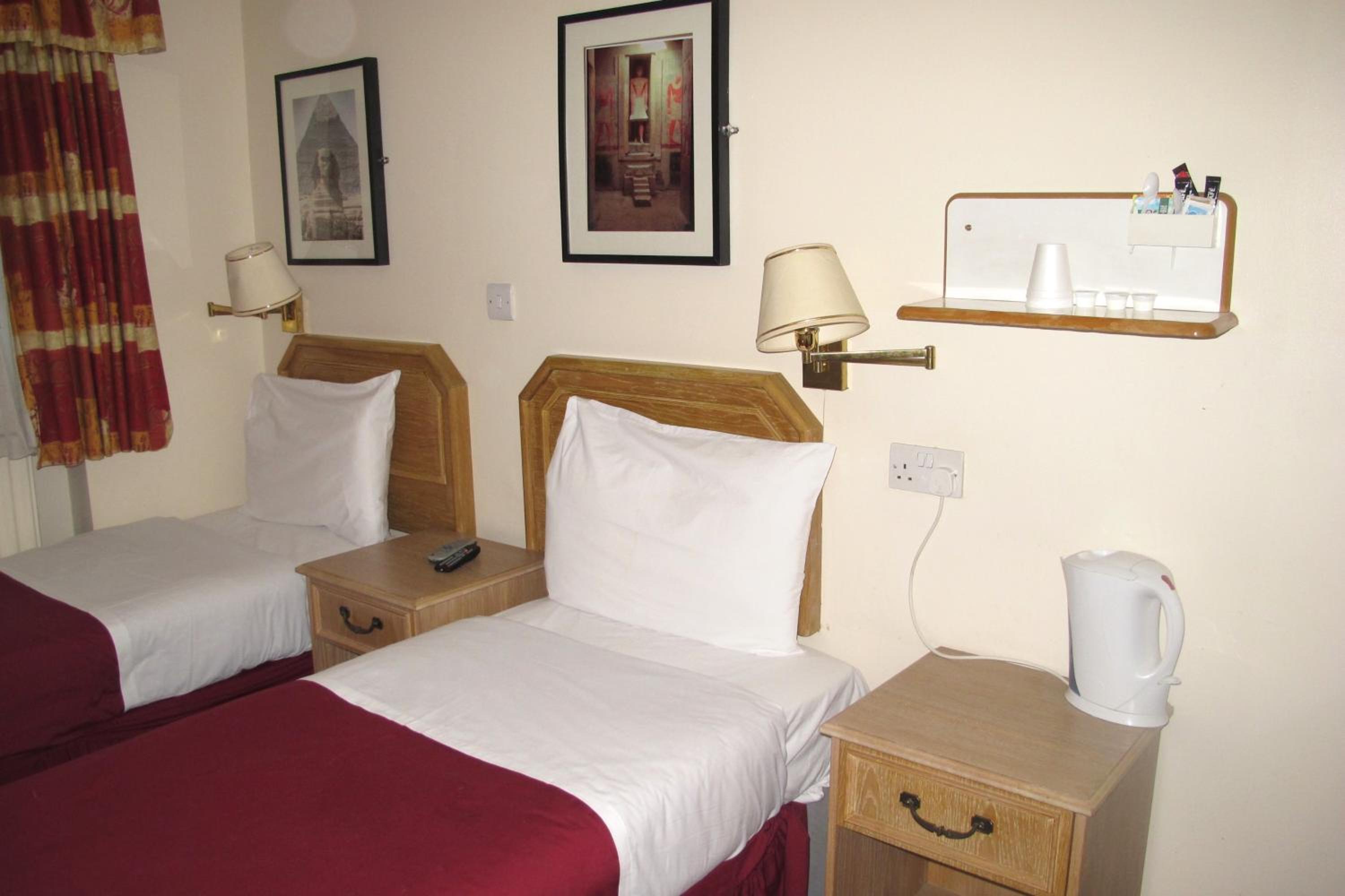 Twin Room photo 2