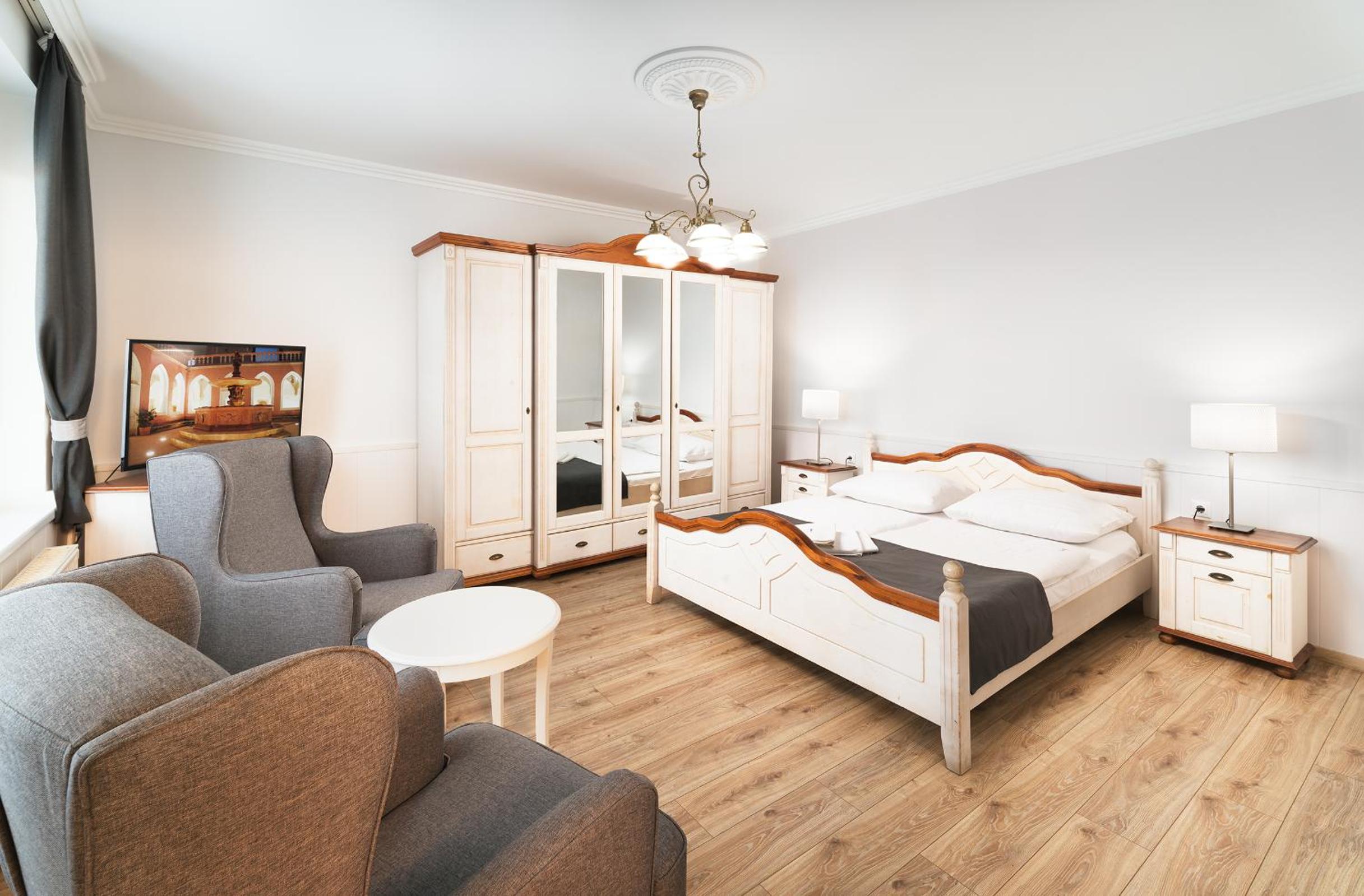 Two-Bedroom Apartment - Photo 1