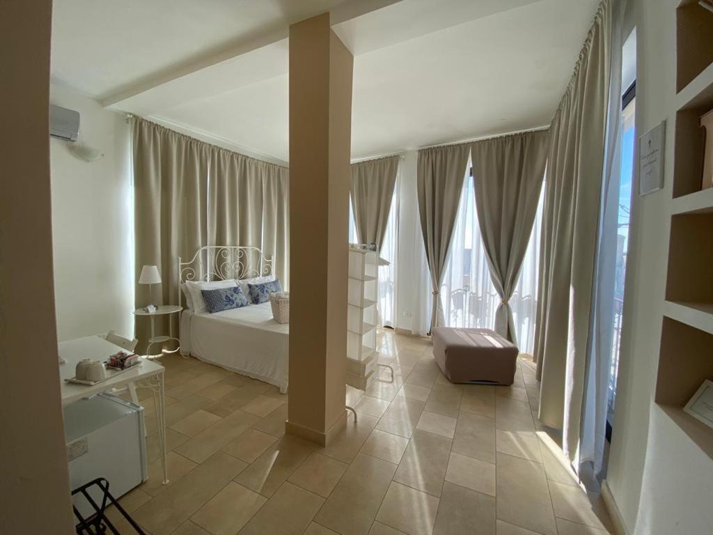 Queen Room with Sea View