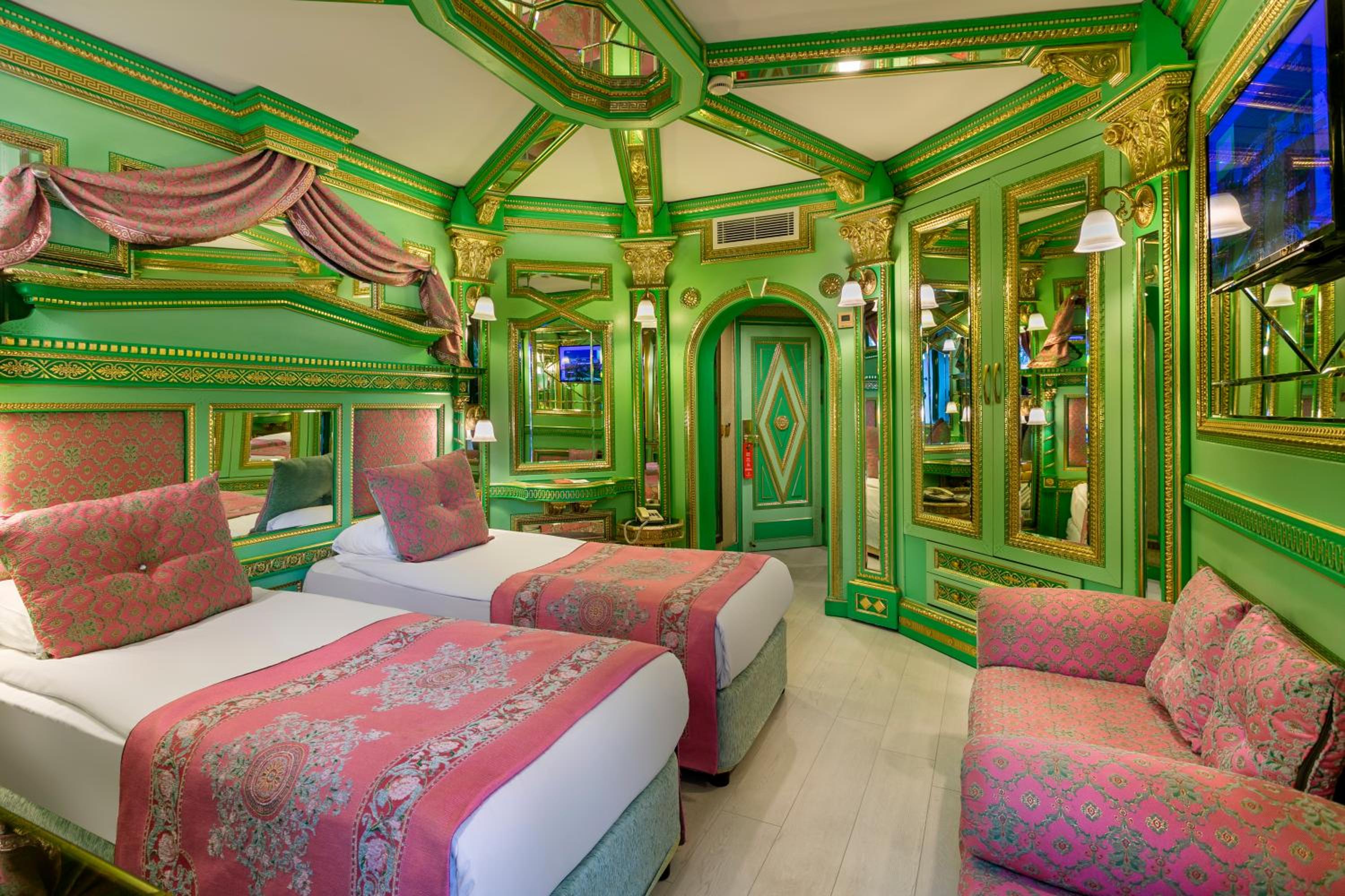 Club Single Room