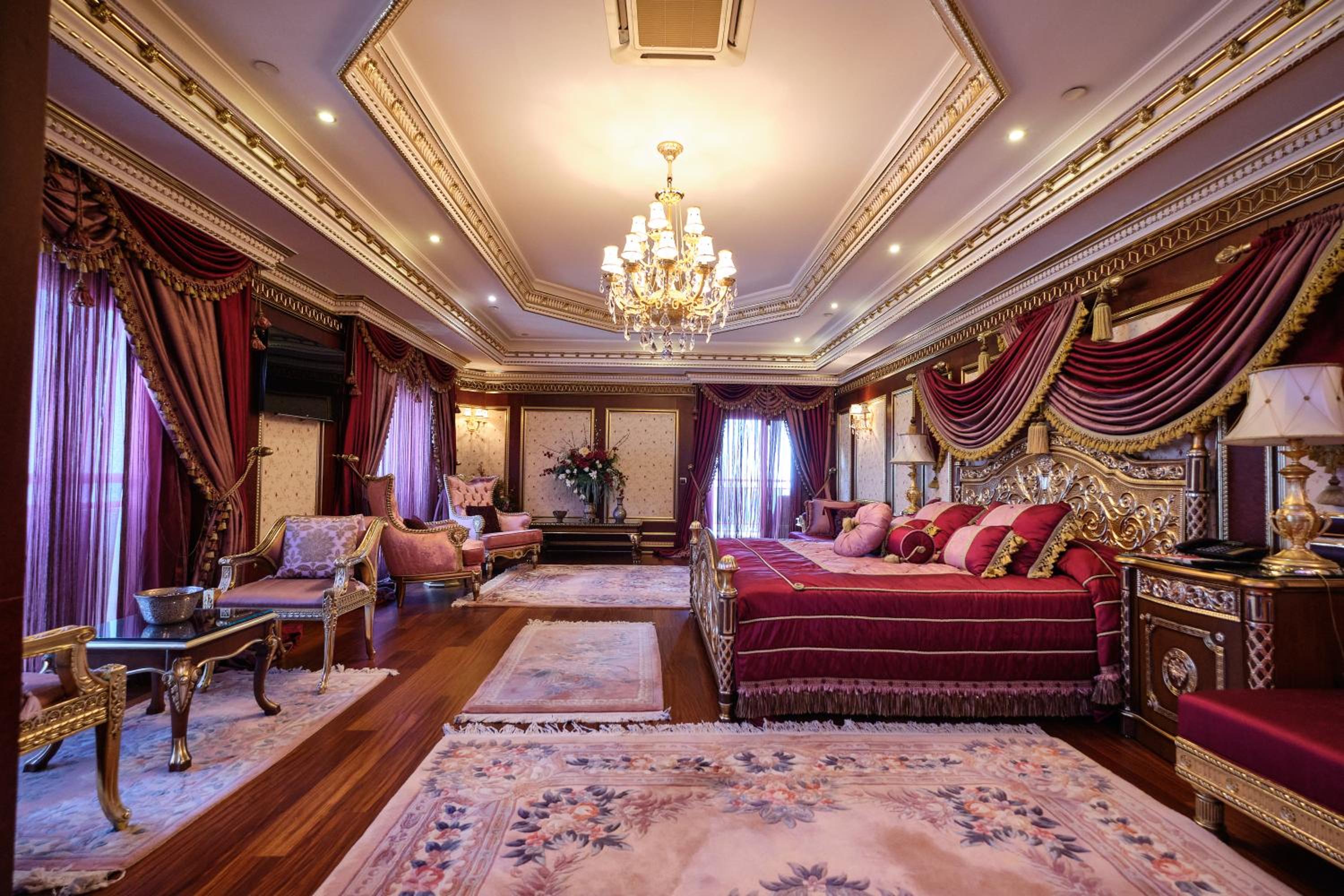 King Suite