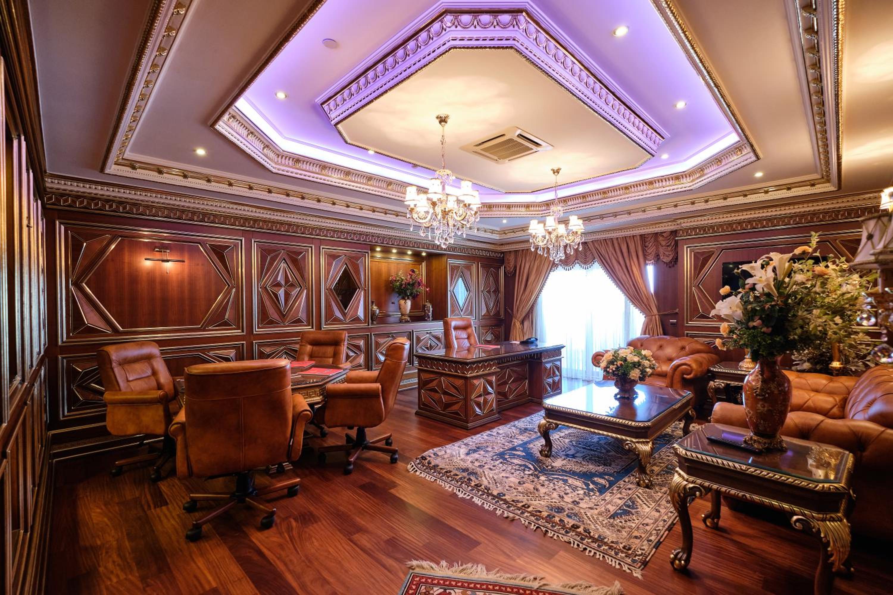 King Suite