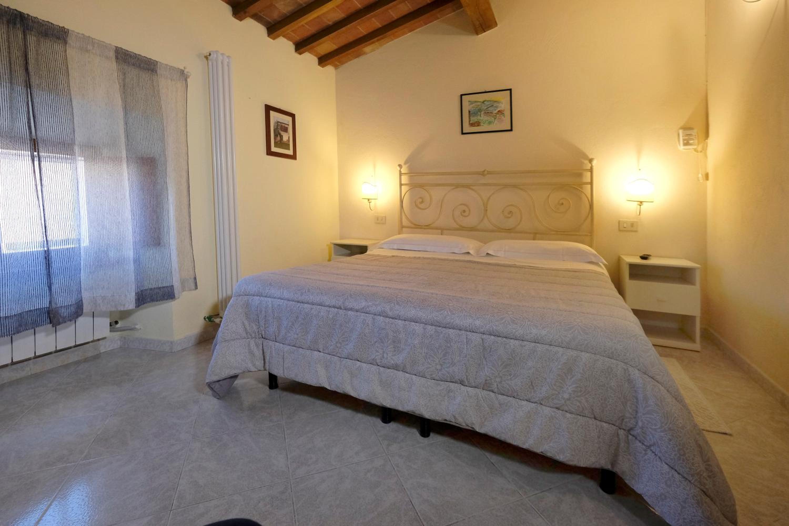 Double Room - Photo 20