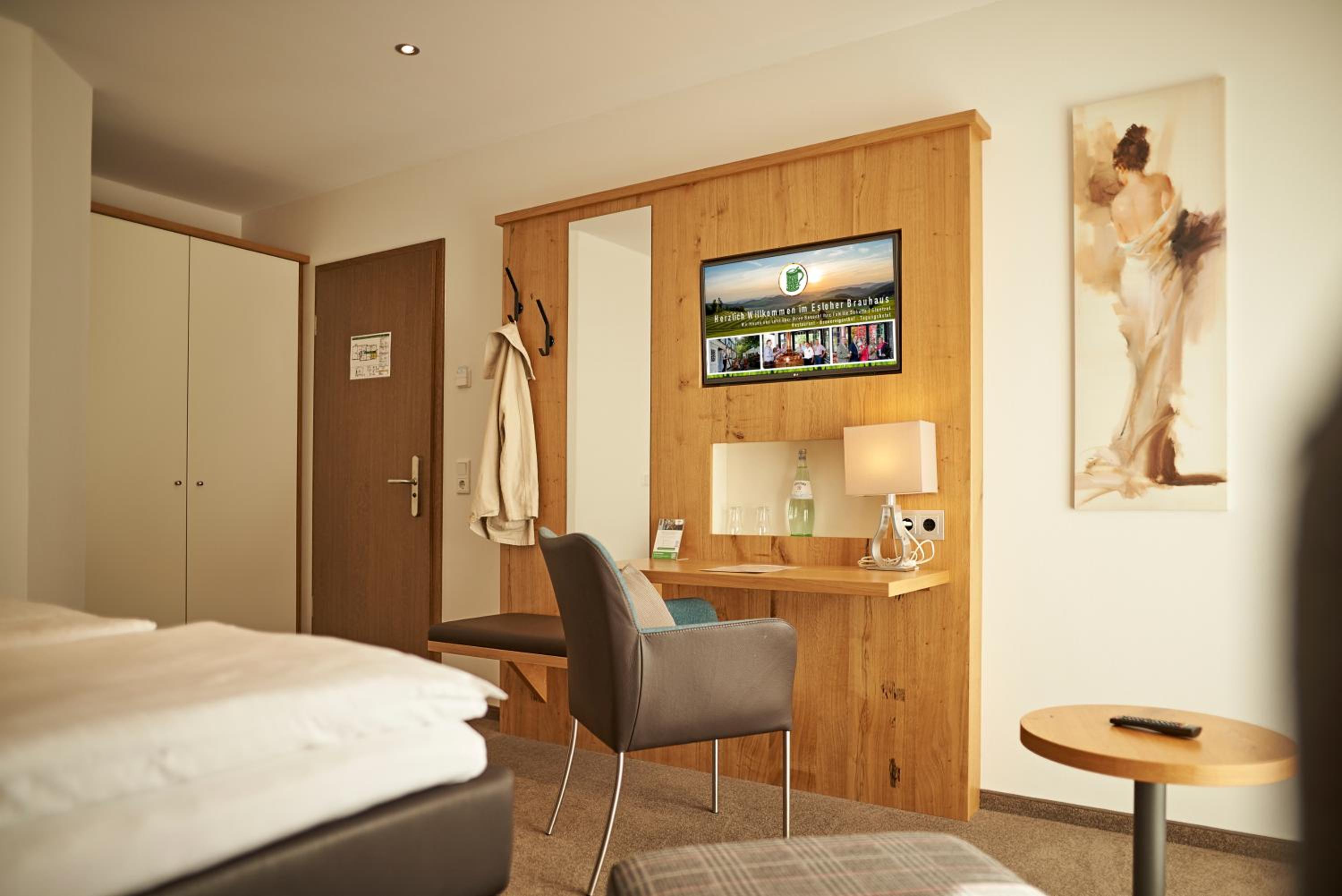 Deluxe Double Room - Photo 11