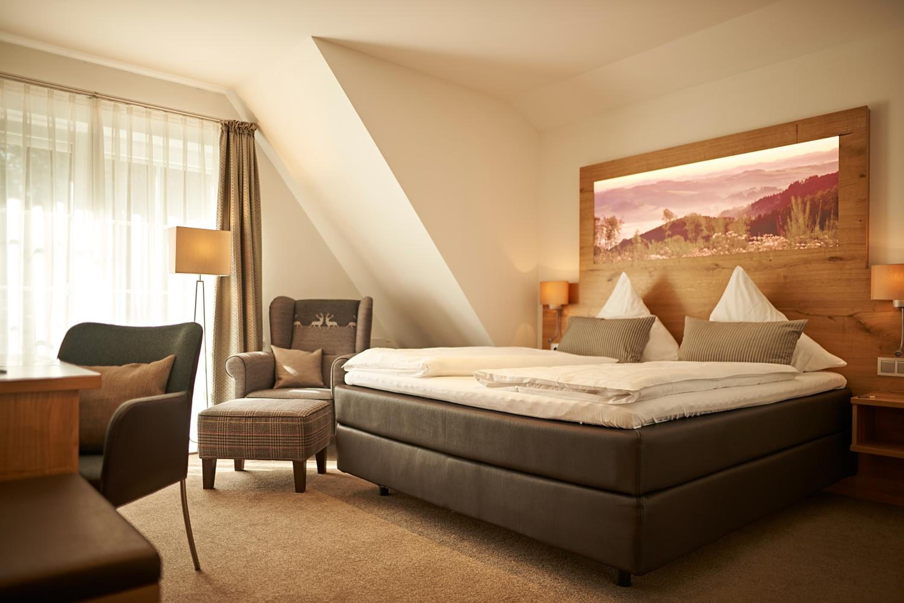 Deluxe Double Room - Photo 12
