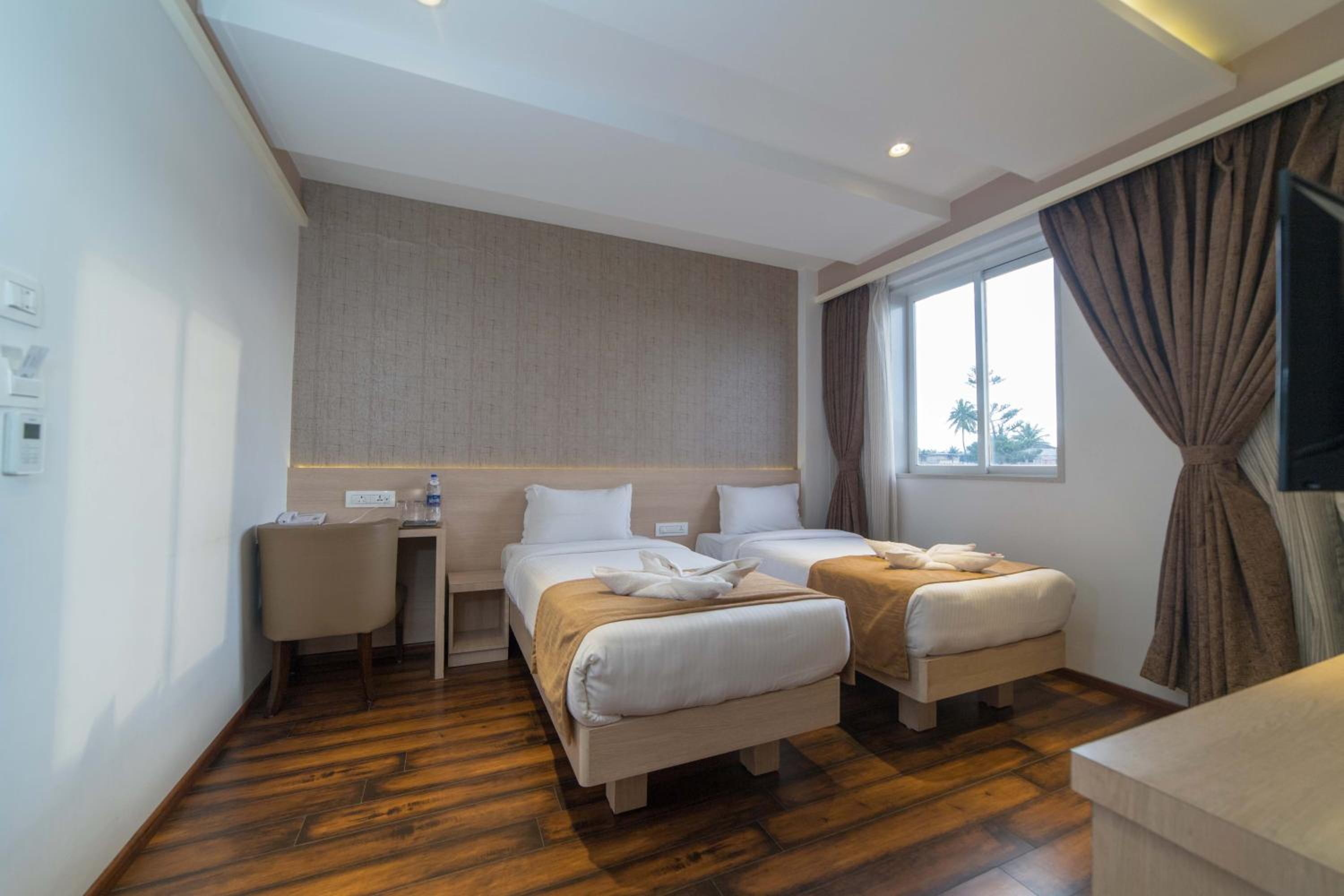 Superior Twin Room - Photo 9