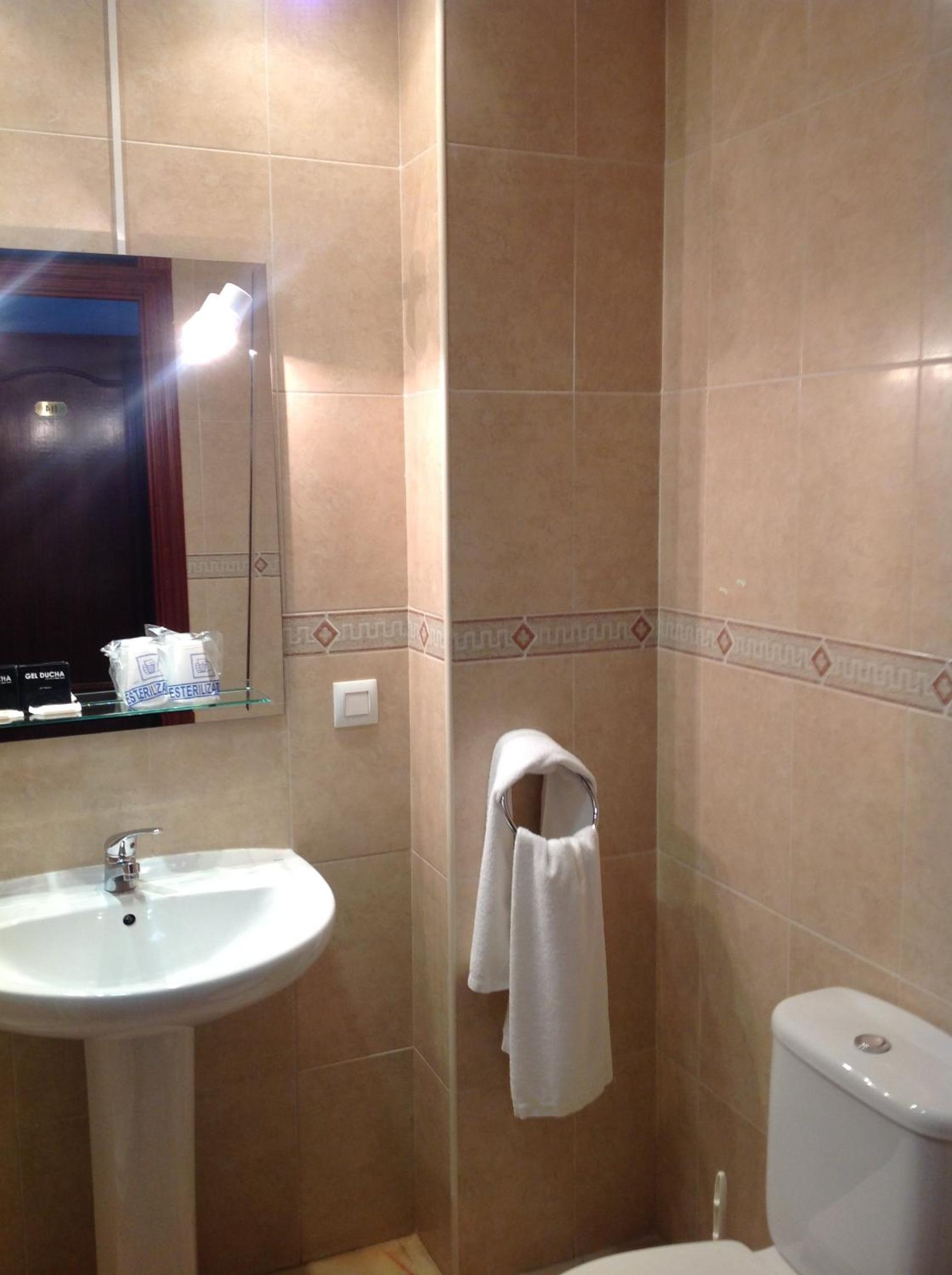 Triple Room - Photo 2